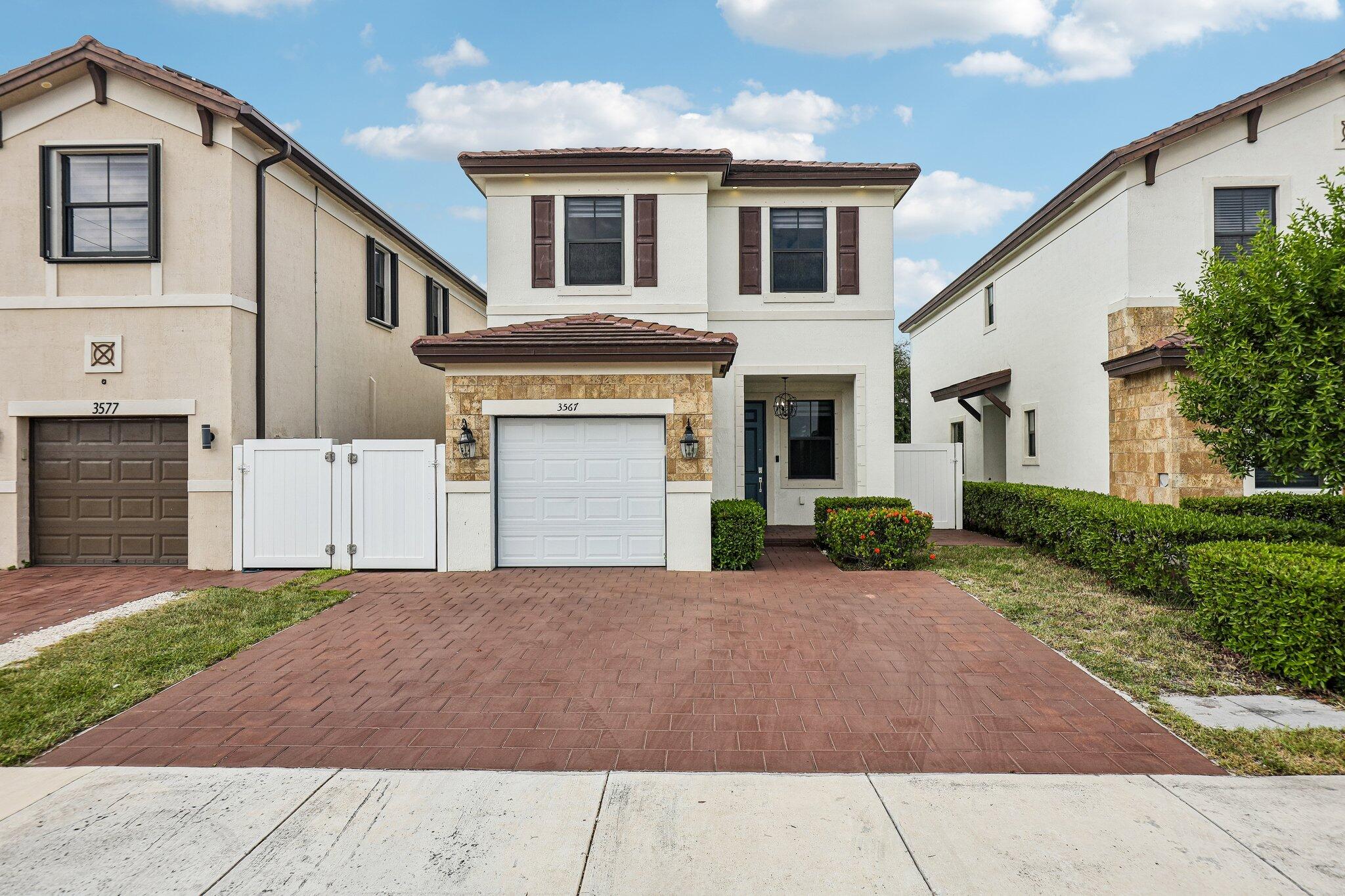 Foto de propiedad en 3567 W 110TH Terrace, Hialeah, FL 33018 Hialeah con MLS# 