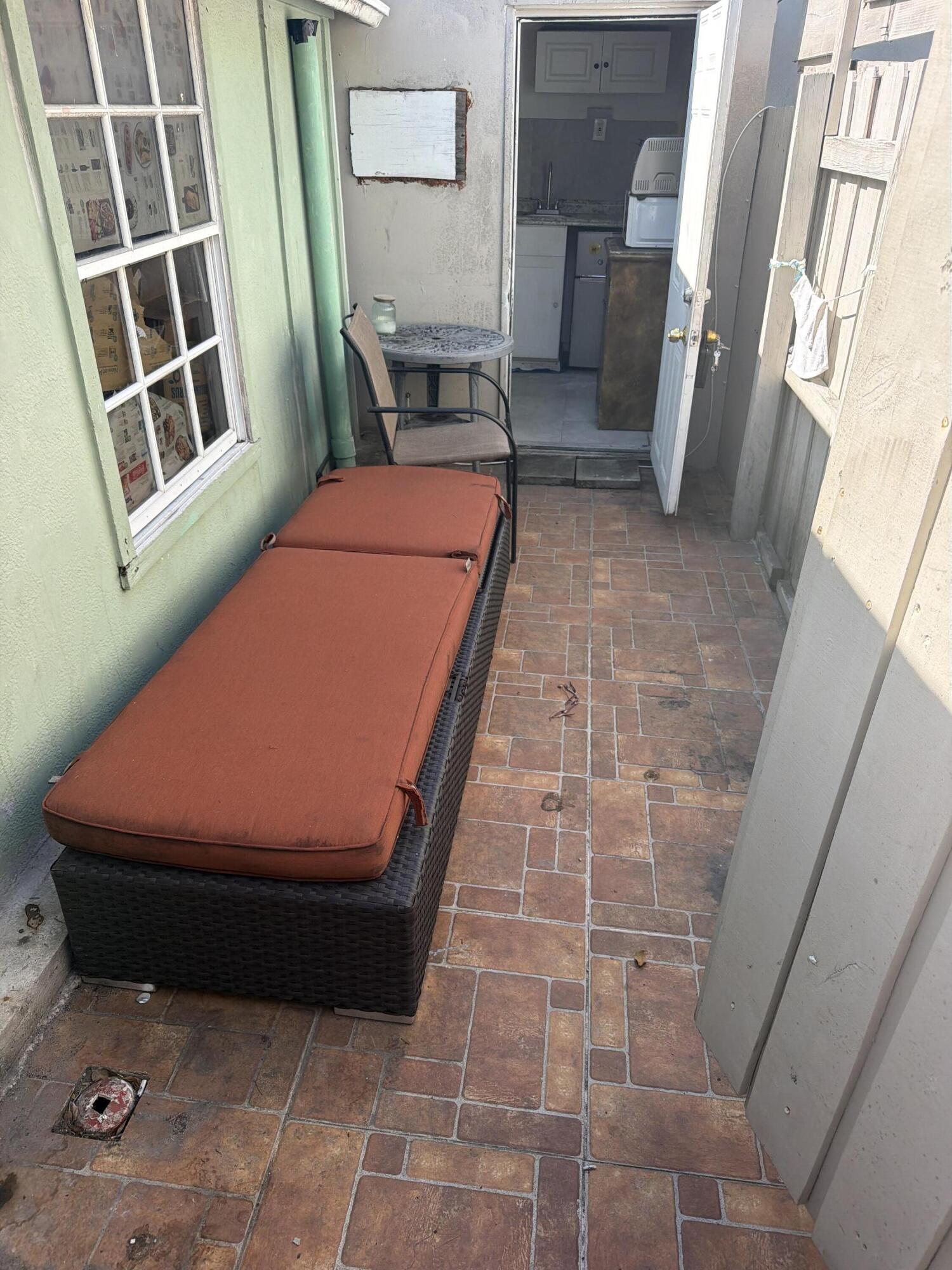 Foto de propiedad en 1822 Cleveland Street c, Hollywood, FL 33020 Hollywood con MLS# 