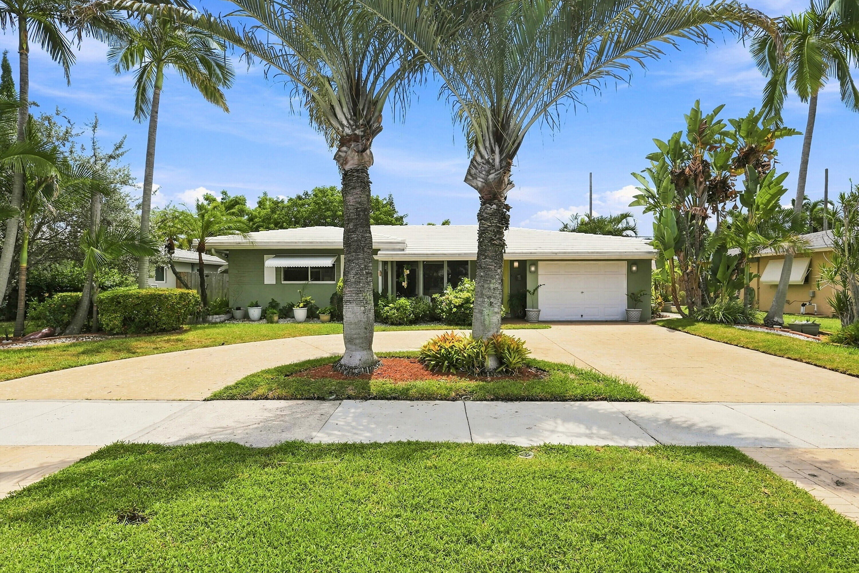 Foto de propiedad en 510 SE 4TH Court, Pompano Beach, FL 33060 Pompano Beach con MLS# 