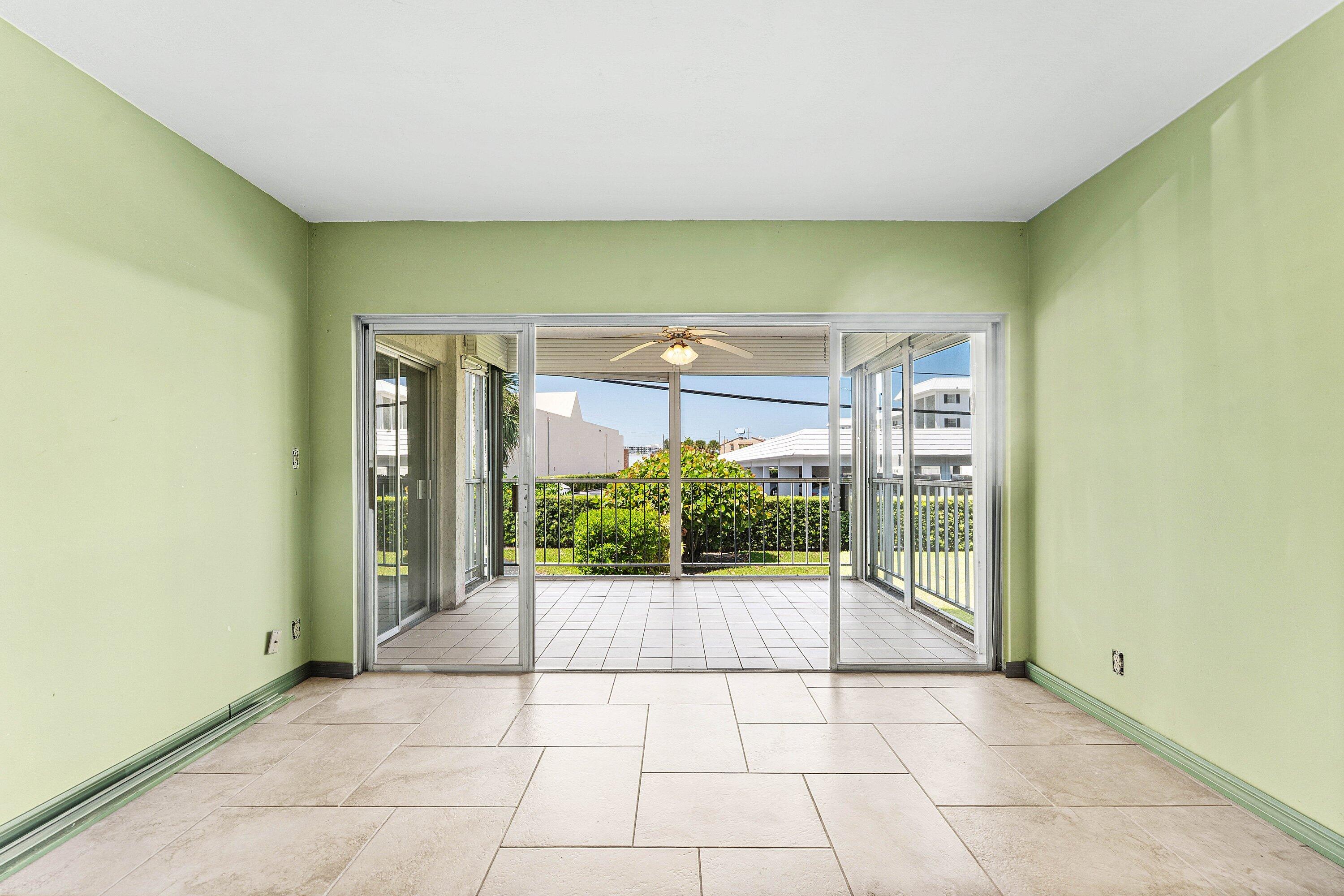Foto de propiedad en 155 Yacht Club Drive 101, North Palm Beach, FL 33408 North Palm Beach con MLS# 