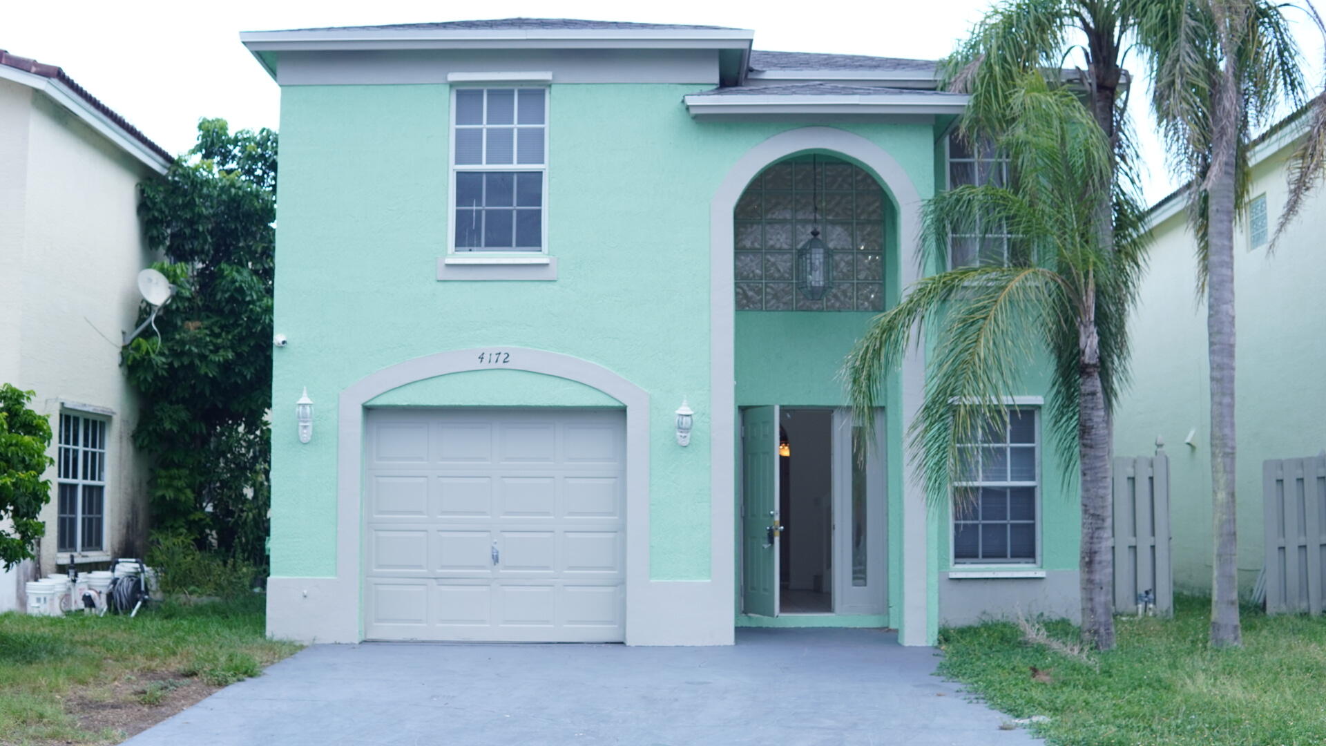 Foto de propiedad en 4172 Pine Hollow Circle, Greenacres, FL 33463 Greenacres con MLS# 