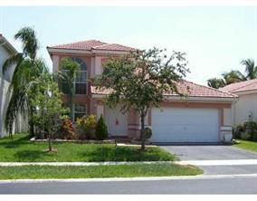 Foto de propiedad en 56 GABLES Boulevard, Weston, FL 33326 Weston con MLS# 