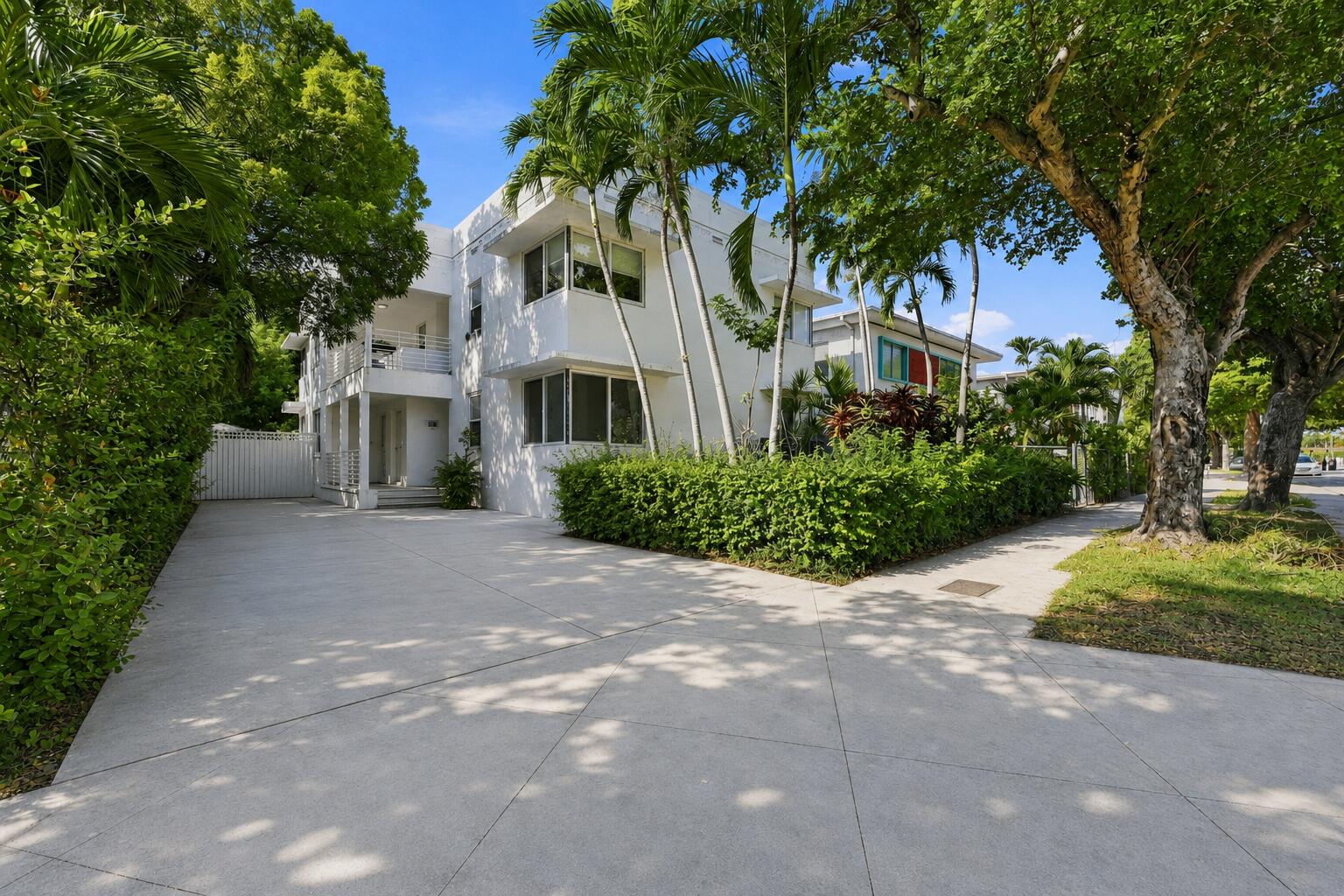 Foto de propiedad en 1170 71ST Street, Miami Beach, FL 33141 Miami Beach con MLS# 