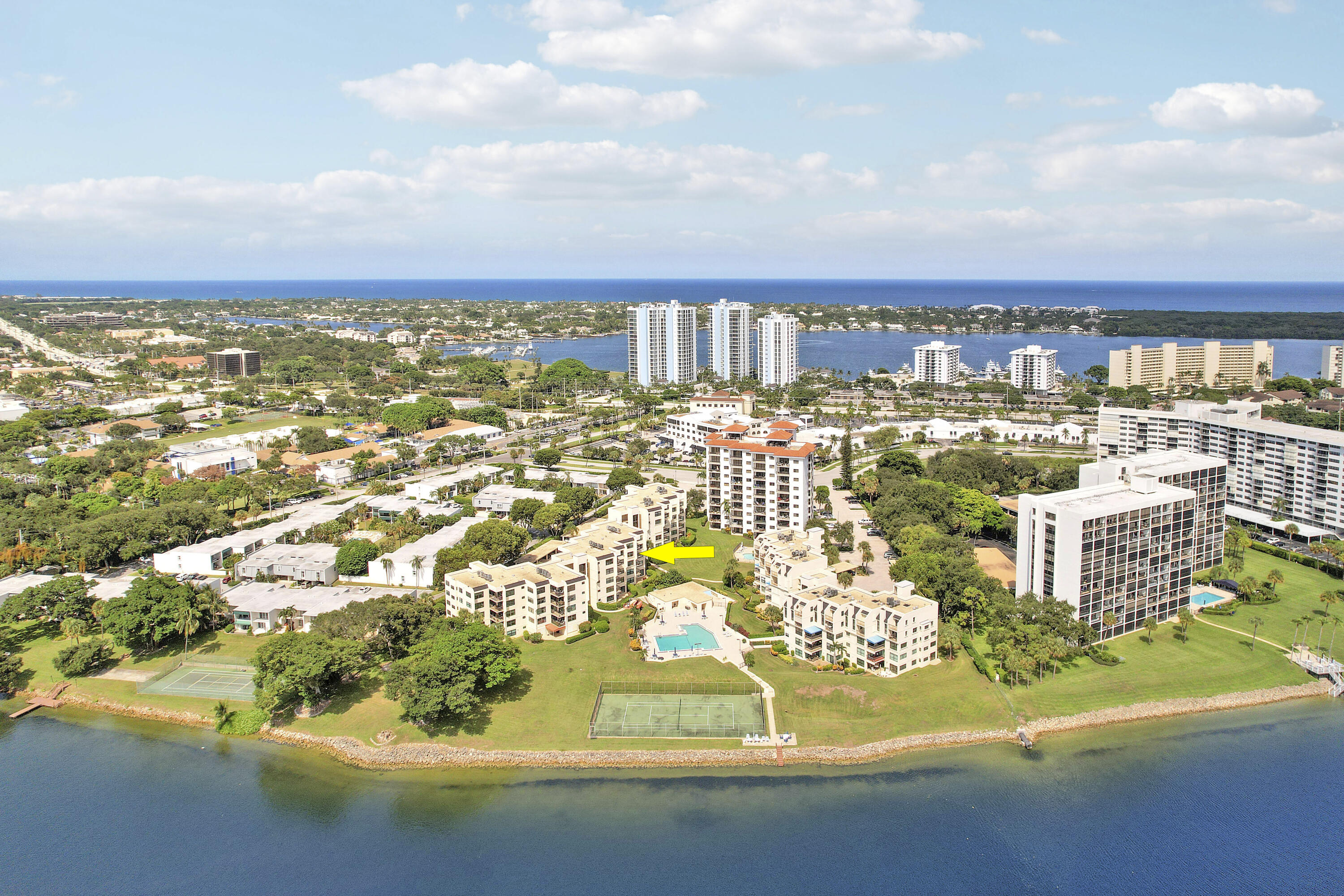 En Venta 372 Golfview Road 403, North Palm Beach, FL 33408, North Palm Beach, FL 33408