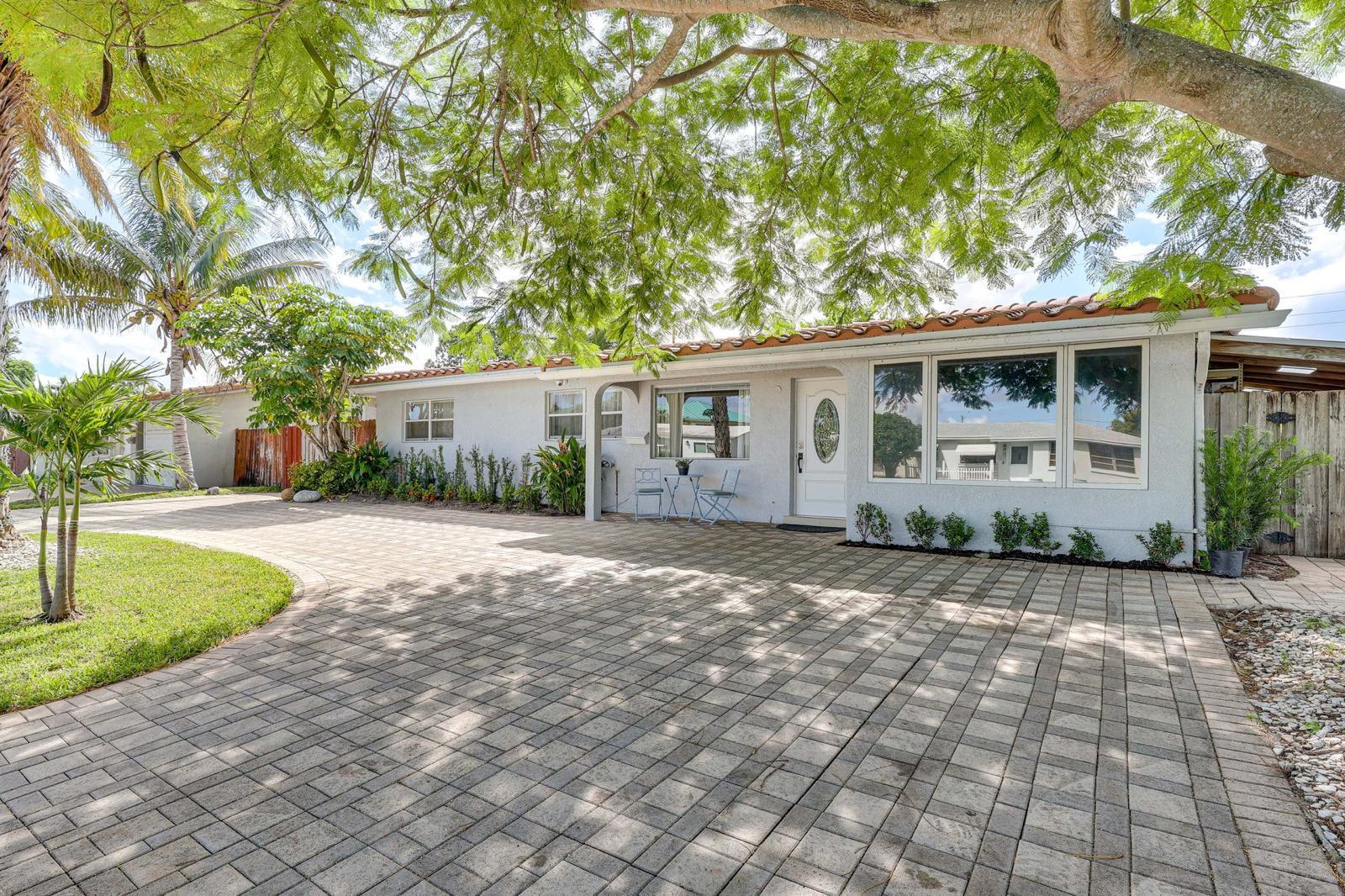 Foto de propiedad en 1313 SE 1ST Way, Deerfield Beach, FL 33441 Deerfield Beach con MLS# 