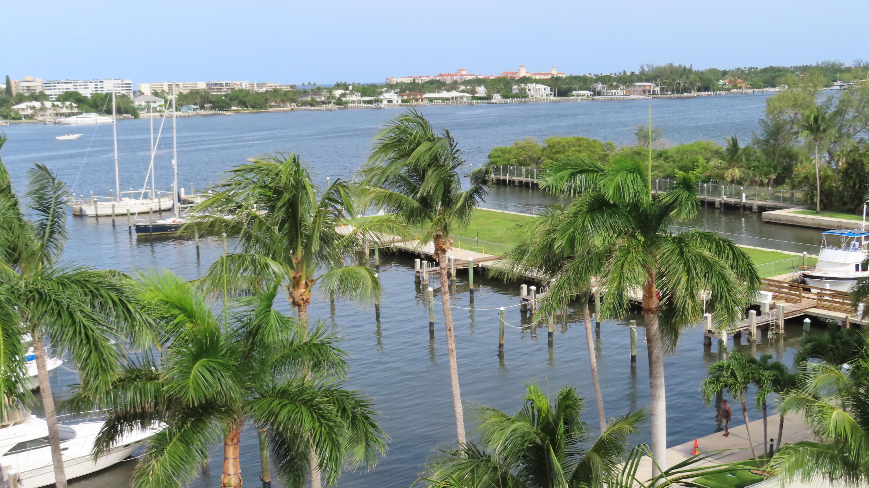 Foto de propiedad en 806 E WINDWARD Way 604, Lantana, FL 33462 Lantana con MLS# 