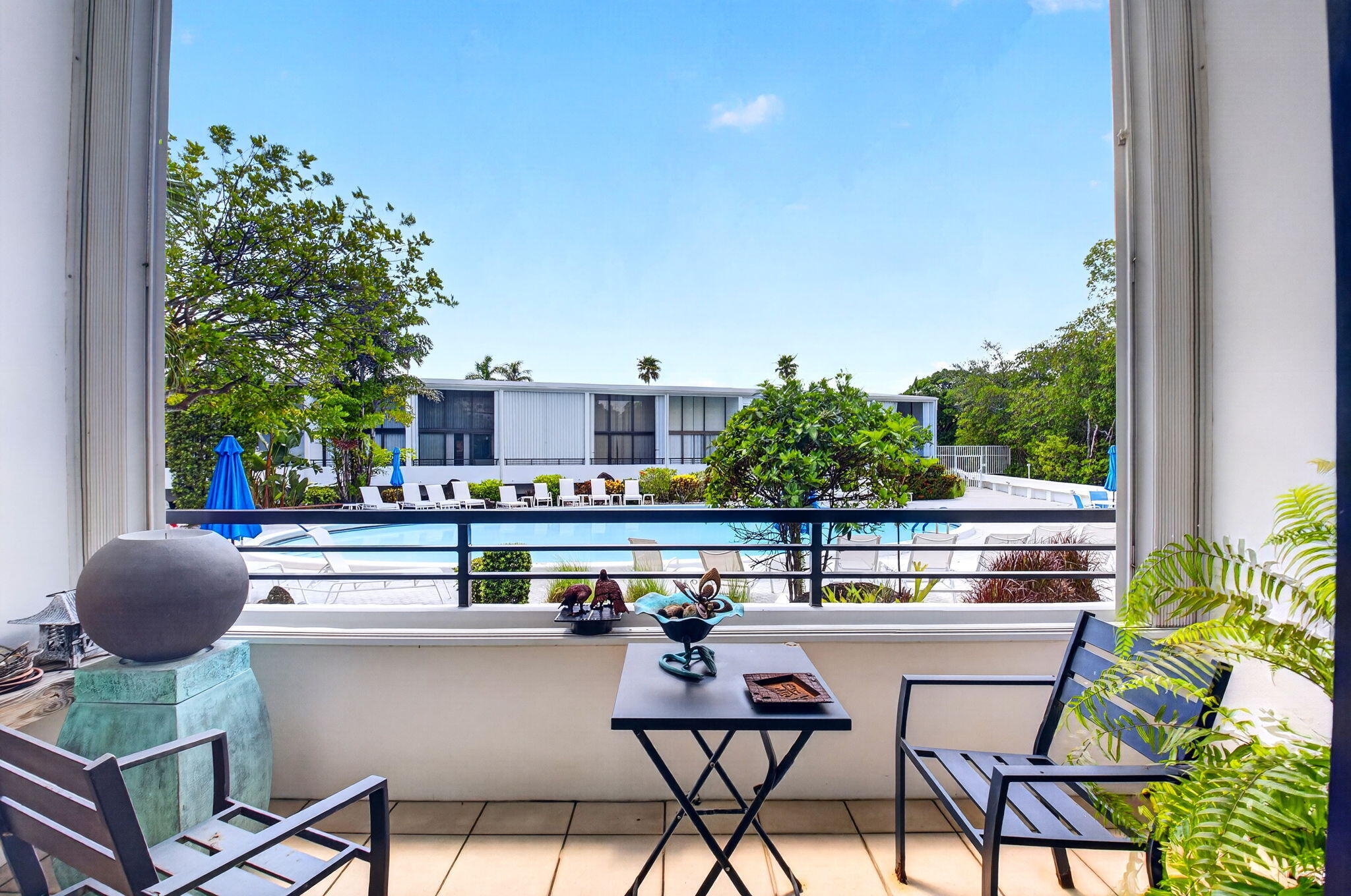 Foto de propiedad en 3589 S Ocean Boulevard 19, South Palm Beach, FL 33480 South Palm Beach con MLS# 