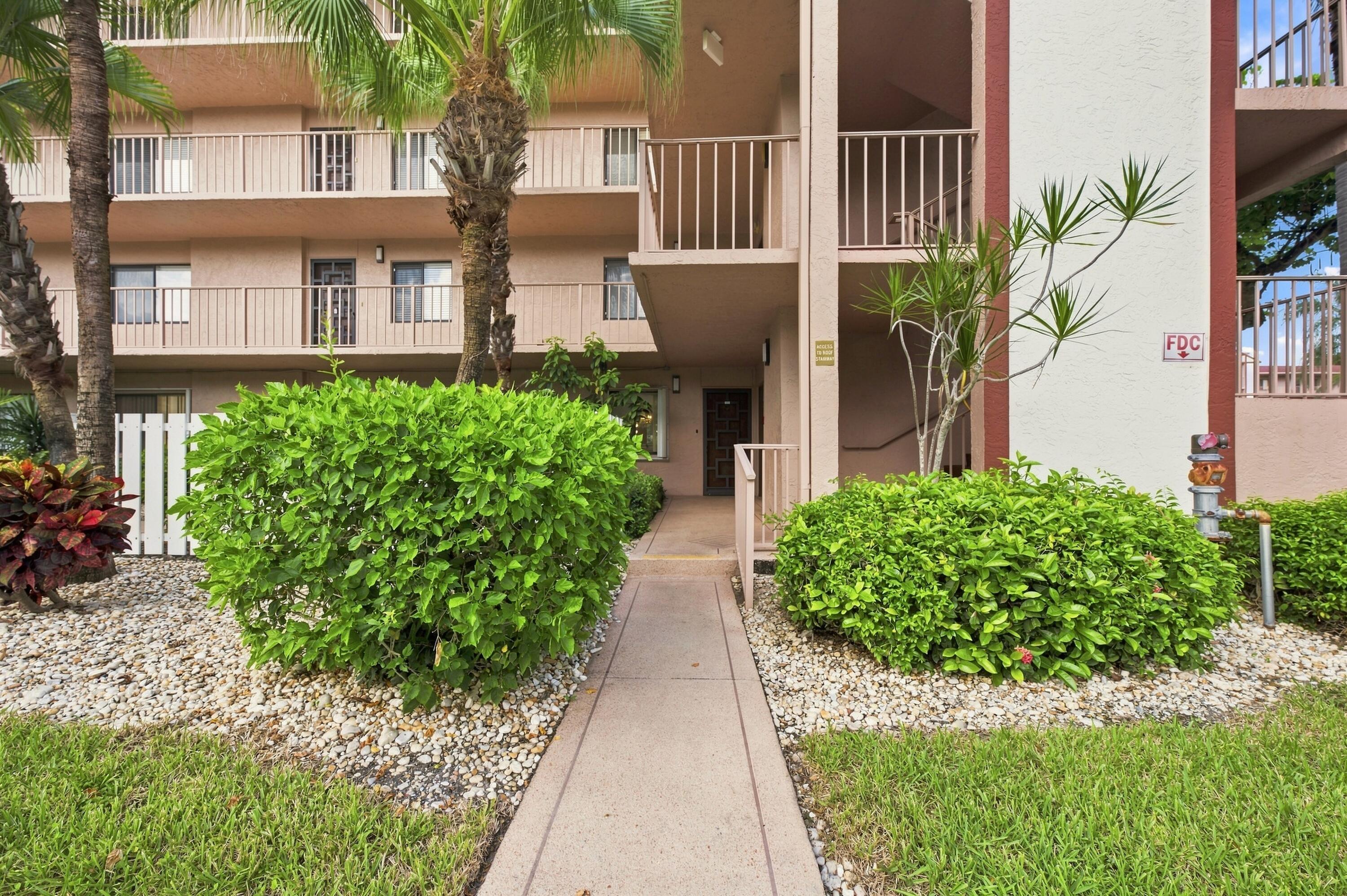 En Venta 7321 Amberly Lane 110, Delray Beach, FL 33446, Delray Beach, FL 33446