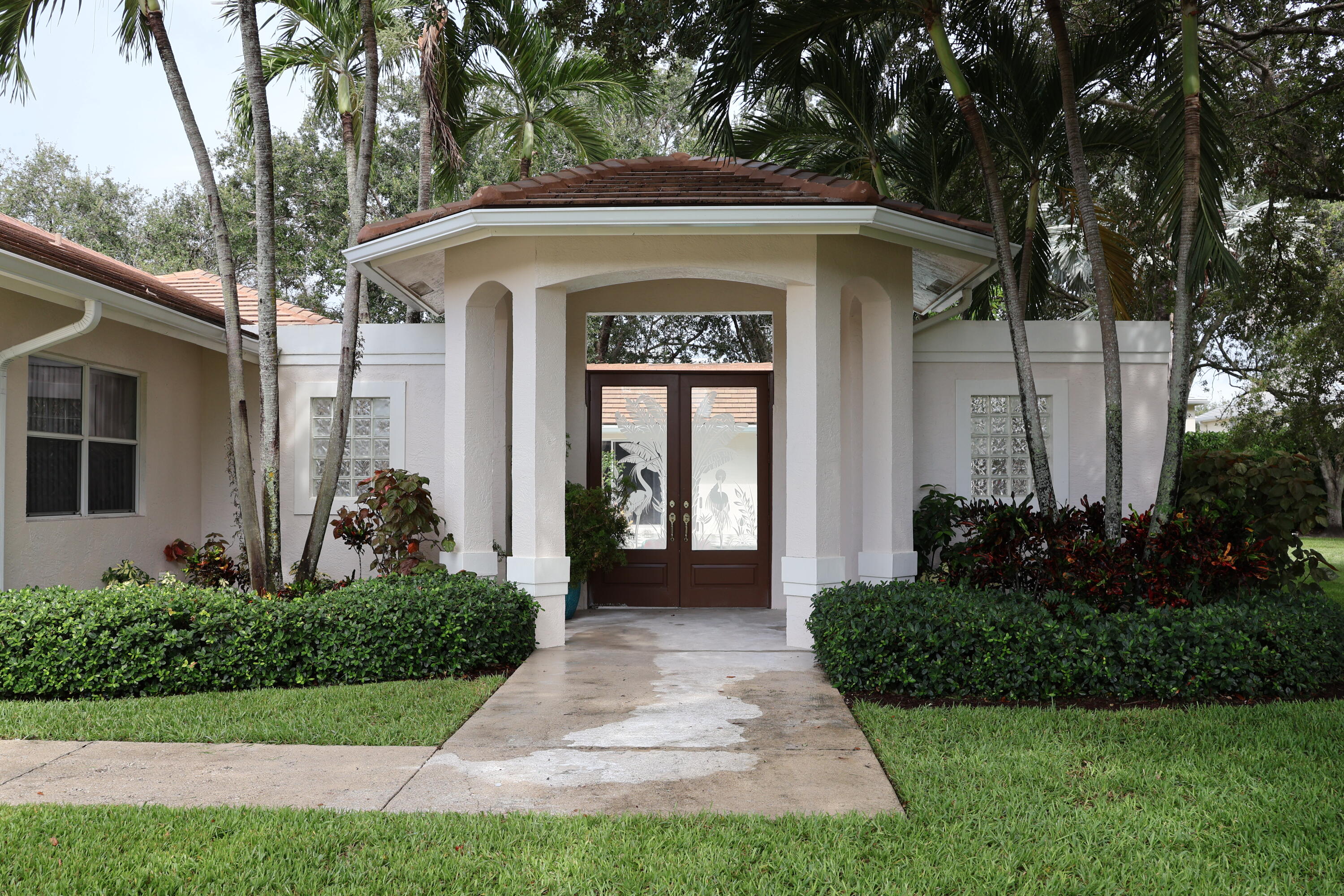 Foto de propiedad en 5705 NW 100th Terrace, Coral Springs, FL 33076 Coral Springs con MLS# 