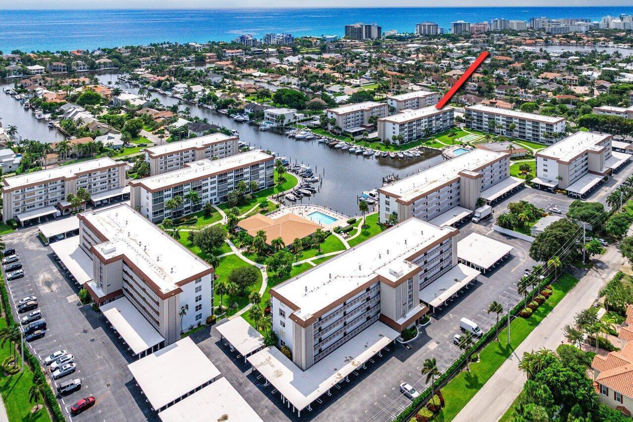 Foto de propiedad en 911 Gardenia Drive 249, Delray Beach, FL 33483 Delray Beach con MLS# 
