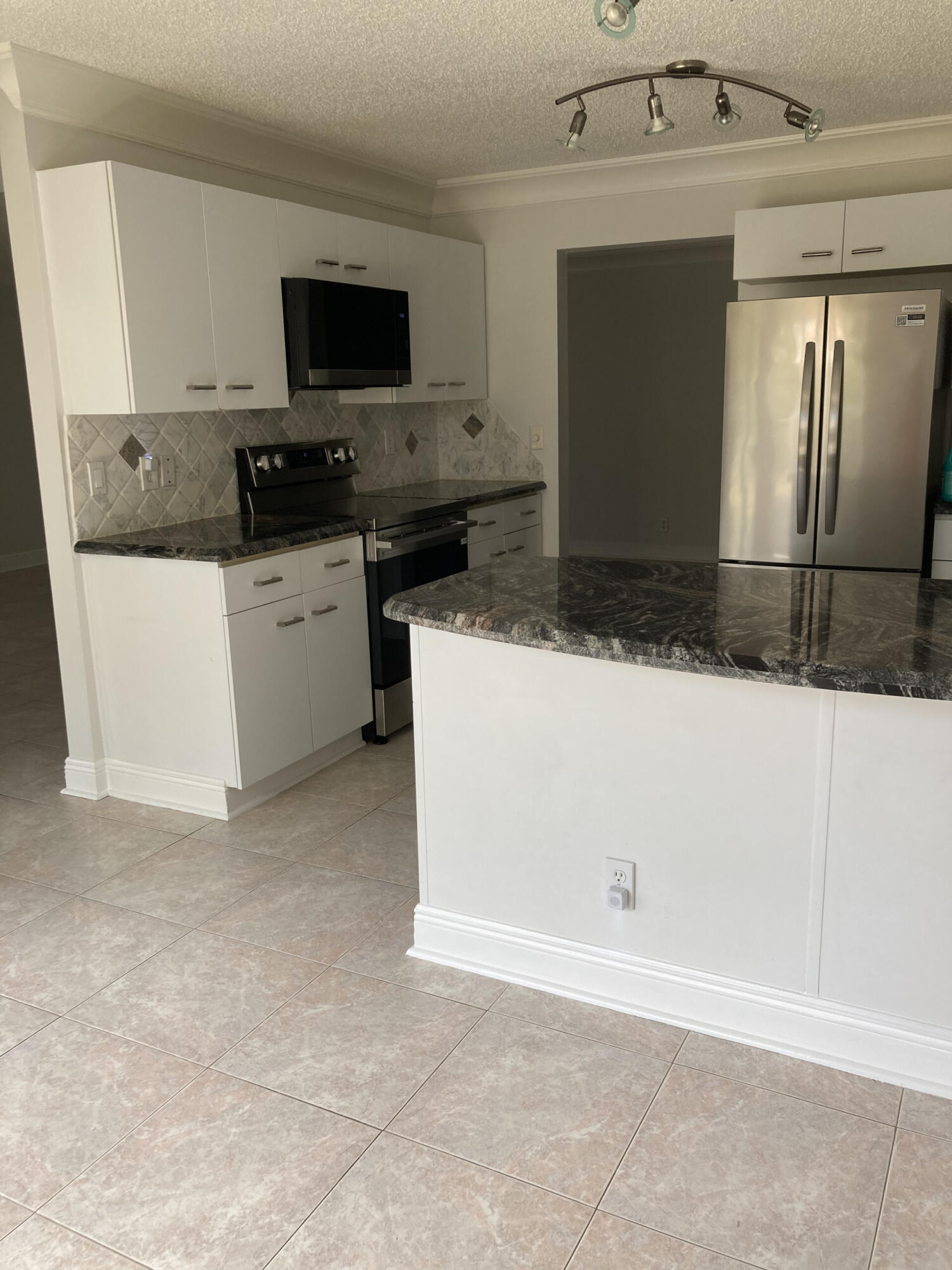 En Venta 7680 STONE HARBOUR Drive 3, Lake Worth, FL 33467, Lake Worth, FL 33467