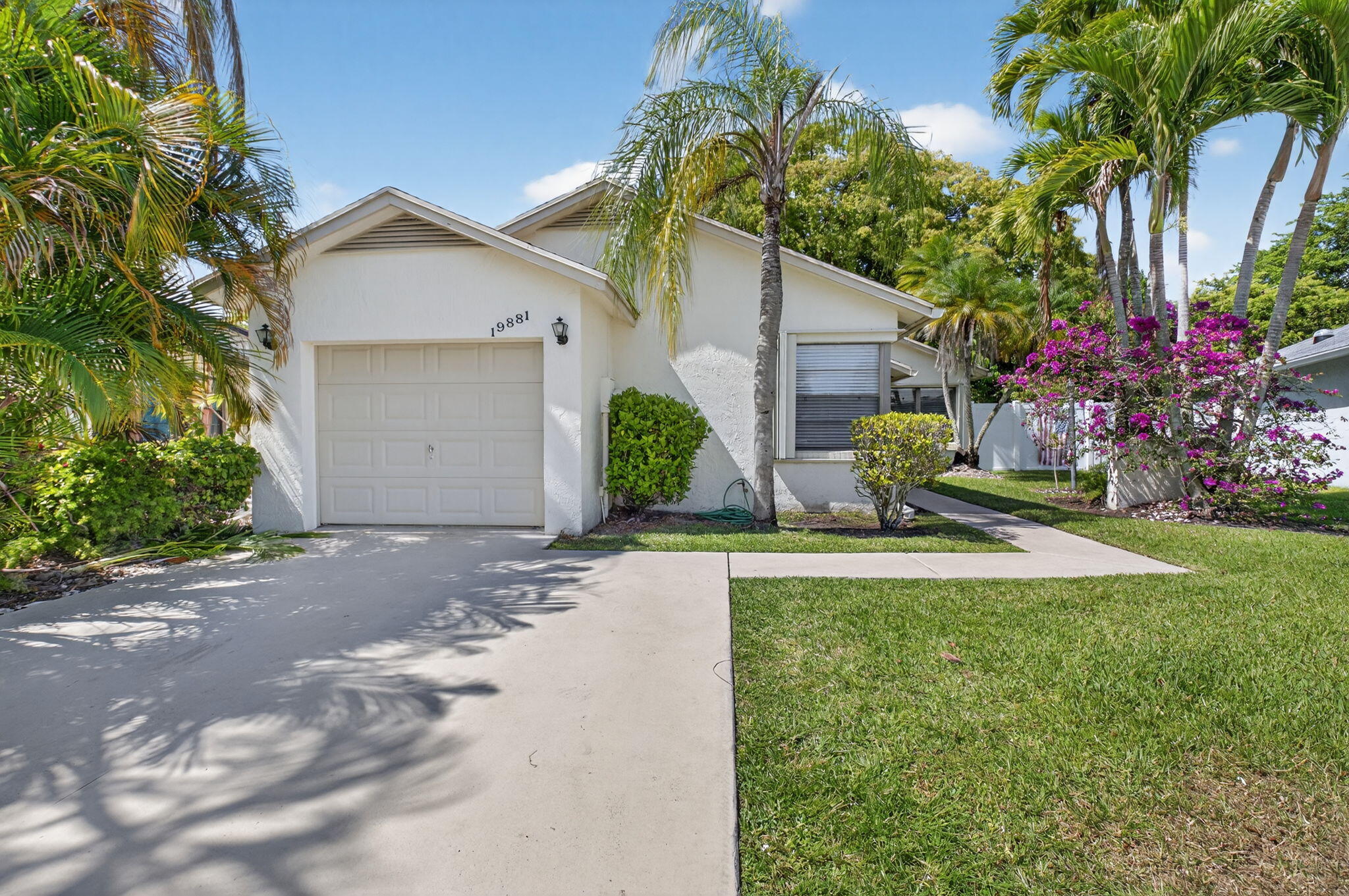 Foto de propiedad en 19881 VILLA MEDICI Place, Boca Raton, FL 33434 Boca Raton con MLS# 