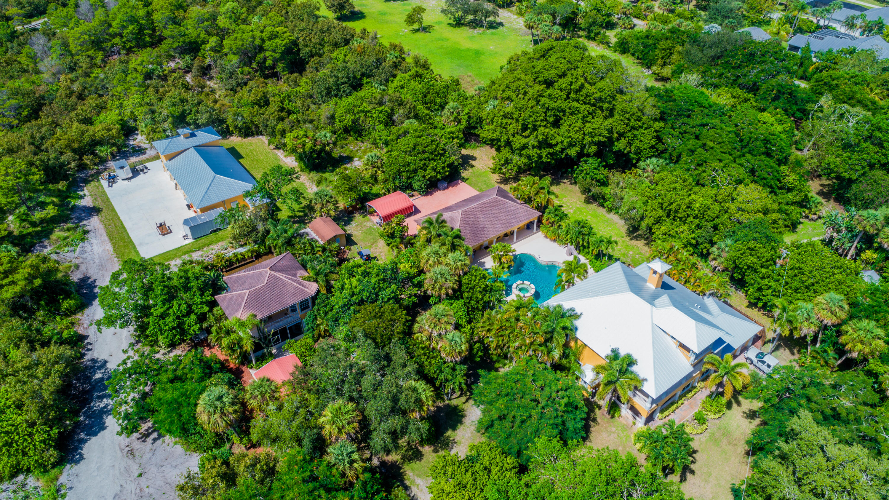 Foto de propiedad en 8073 S Indian River Drive, Fort Pierce, FL 34982 Fort Pierce con MLS# 