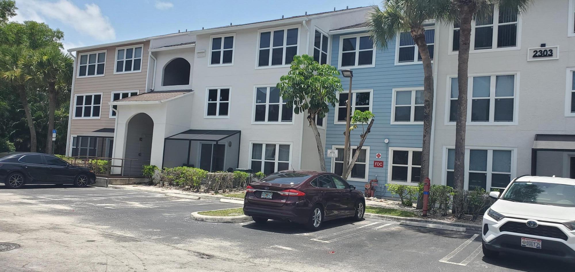 Foto de propiedad en 2303 N Congress Avenue, Boynton Beach, FL 33426 Boynton Beach con MLS# 