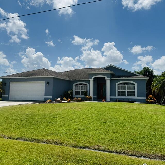 Foto de propiedad en 170 SW Christmas Terrace, Port St. Lucie, FL 34984 Port St. Lucie con MLS# 