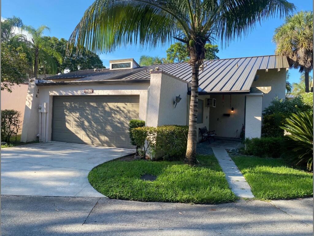 Foto de propiedad en 3400 SPRING BLUFF Place 49, Lauderhill, FL 33319 Lauderhill con MLS# 