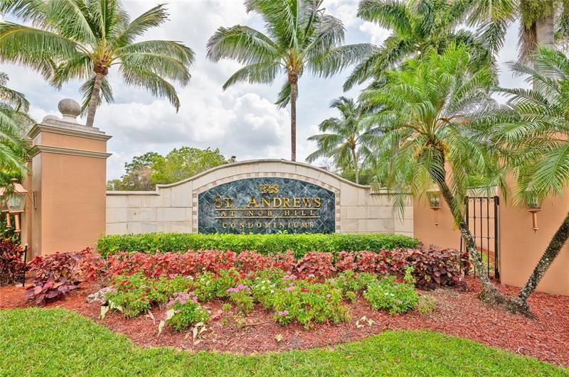 En Venta 8020 N NOB HILL Road 206, Tamarac, FL 33321, Tamarac, FL 33321