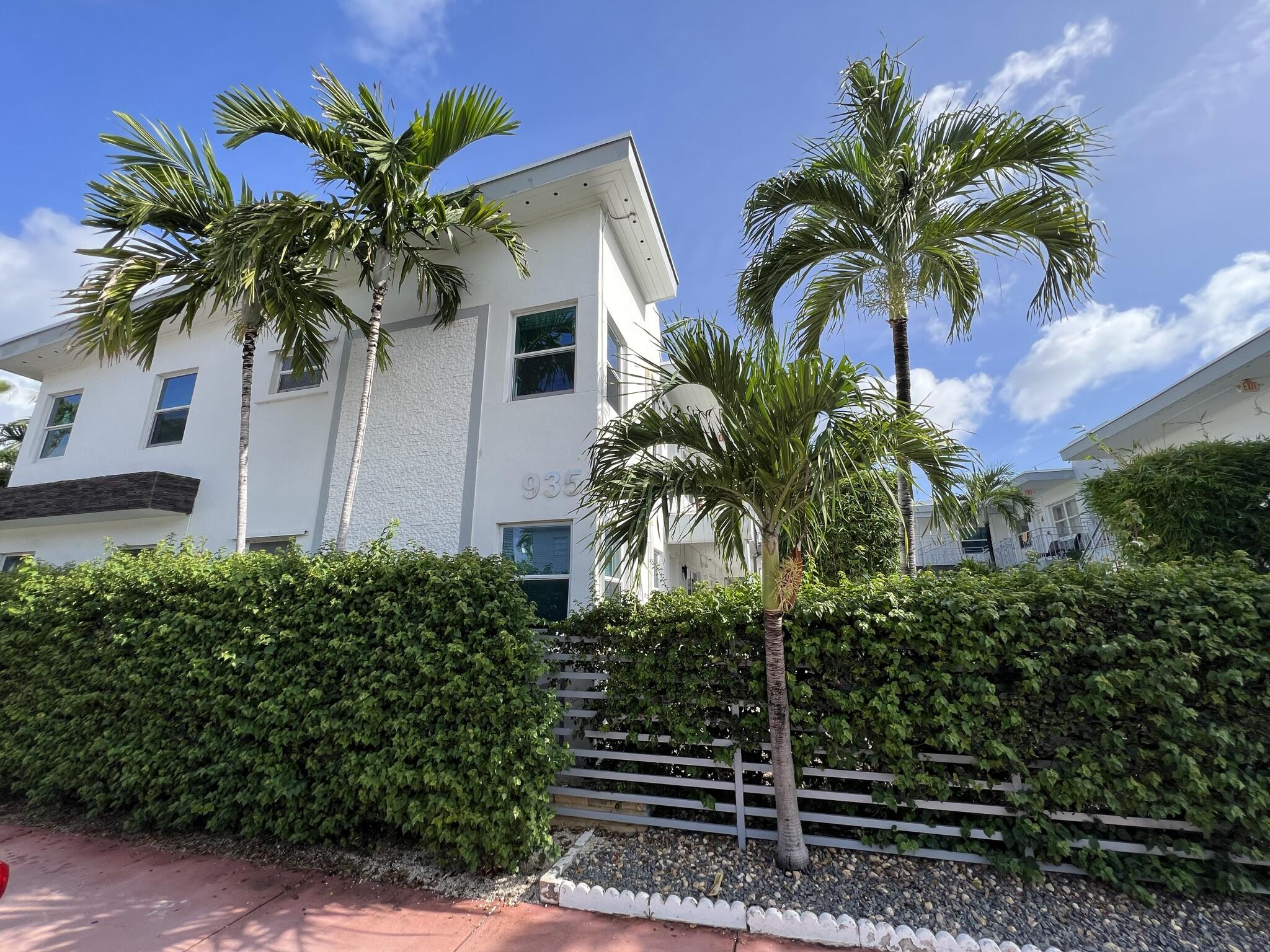 Foto de propiedad en 935 8th Street 2, Miami Beach, FL 33139 Miami Beach con MLS# 