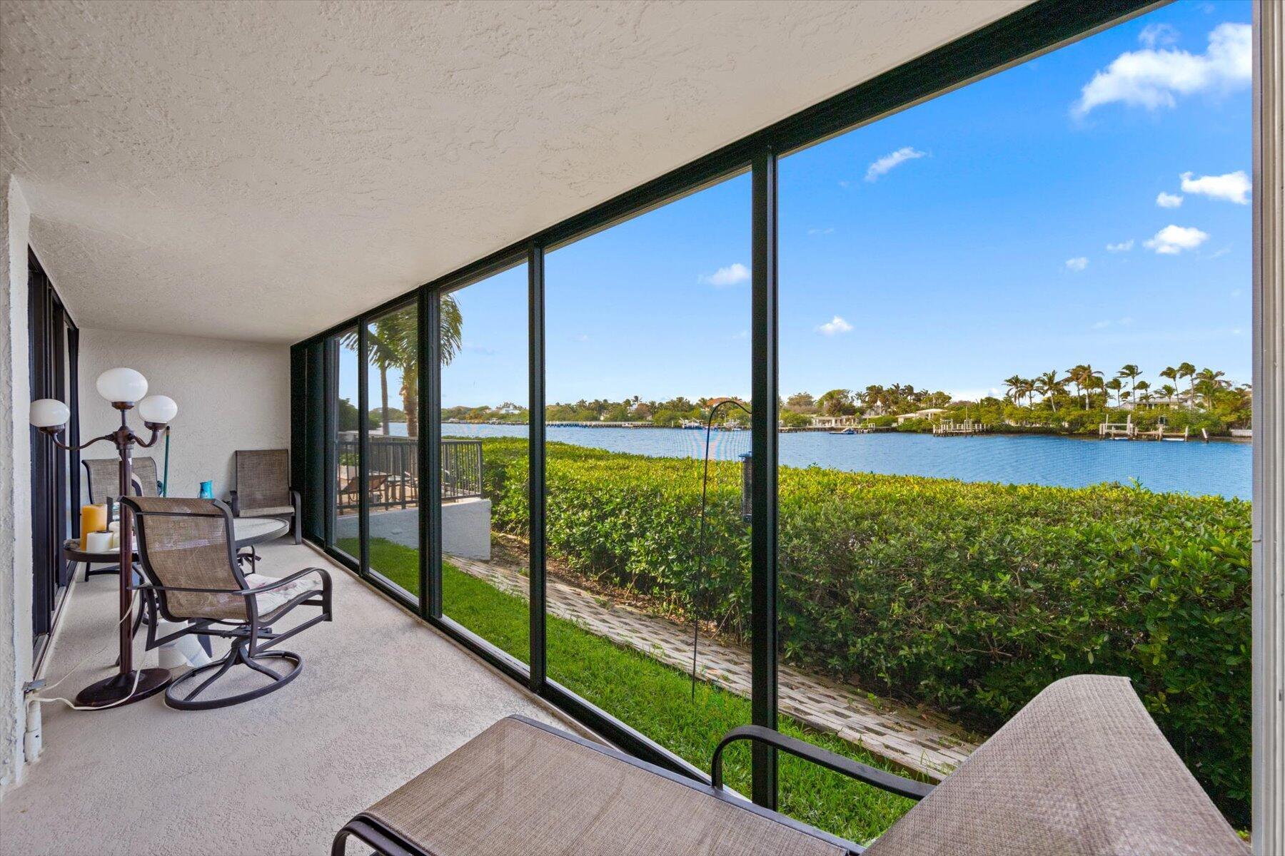 Foto de propiedad en 3555 S Ocean Boulevard 113, South Palm Beach, FL 33480 South Palm Beach con MLS# 