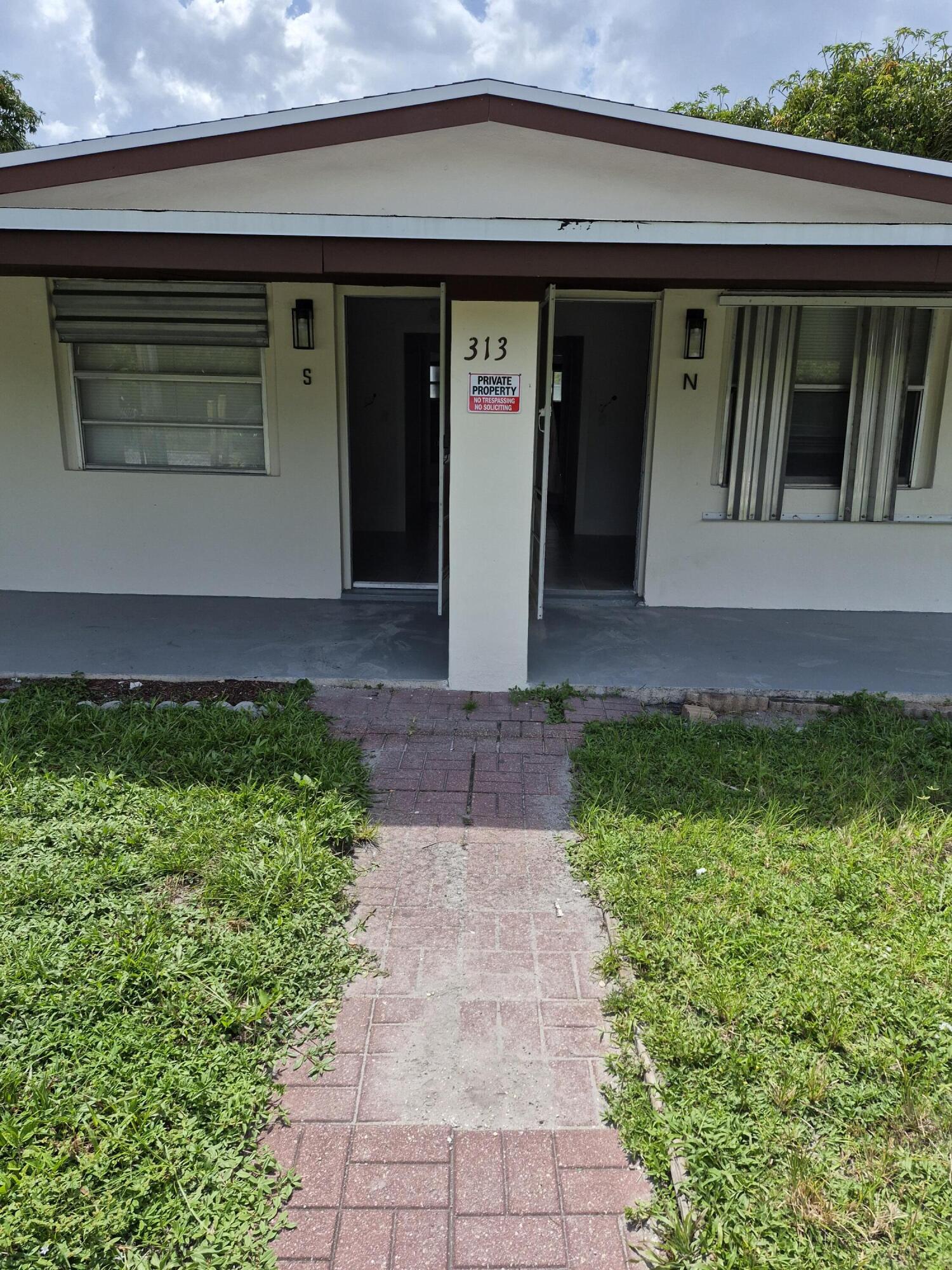 Foto de propiedad en 313 SW 1st Terrace, Deerfield Beach, FL 33441 Deerfield Beach con MLS# 