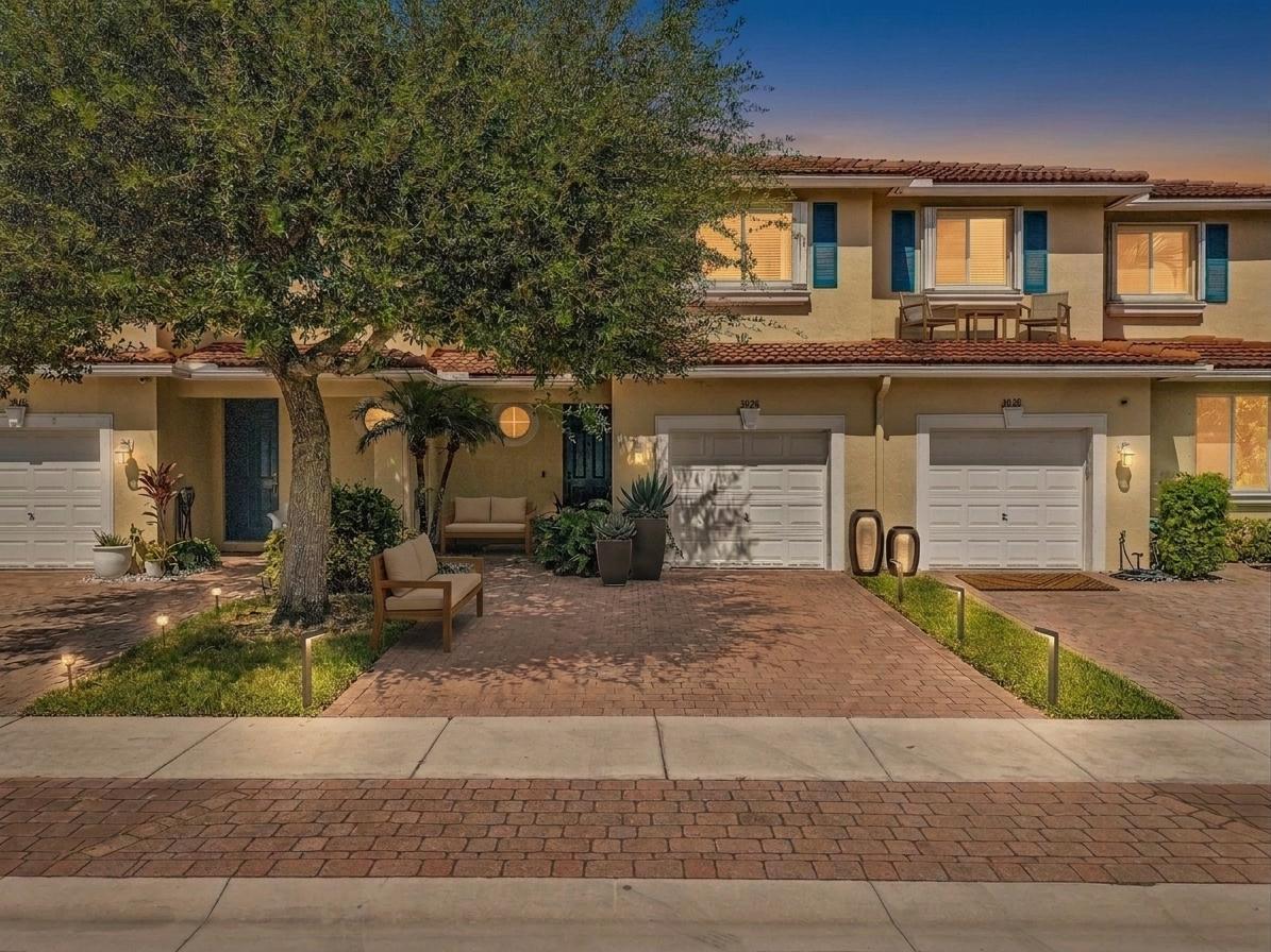 Foto de propiedad en 3028 N EVERGREEN Circle, Boynton Beach, FL 33426 Boynton Beach con MLS# 