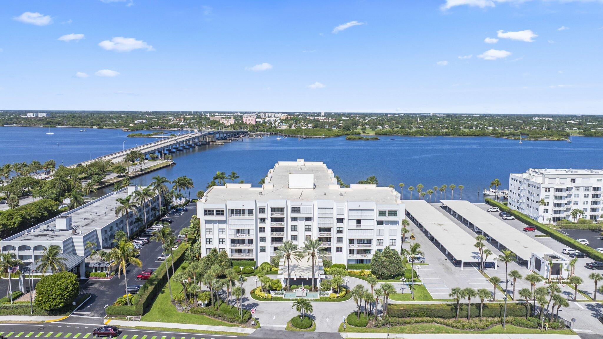 Foto de propiedad en 2860 S OCEAN Boulevard 302, Palm Beach, FL 33480 Palm Beach con MLS# 