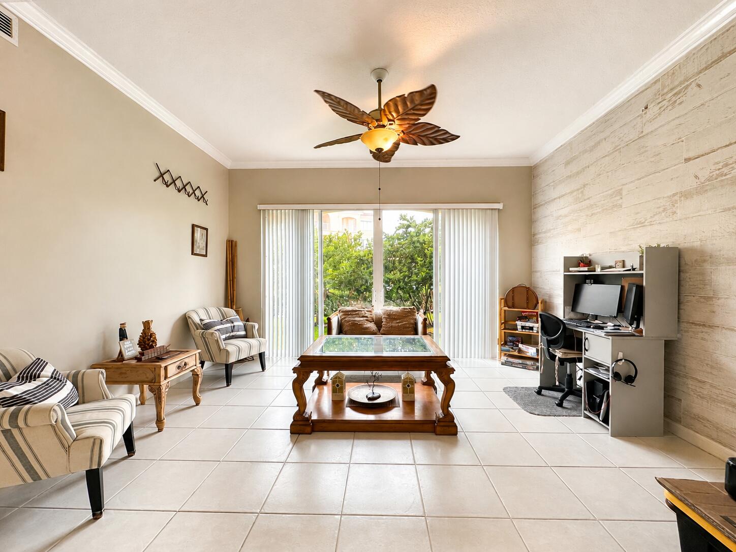 En Renta 37 HARBOUR ISLE Drive E 101, Fort Pierce, FL 34949, Fort Pierce, FL 34949