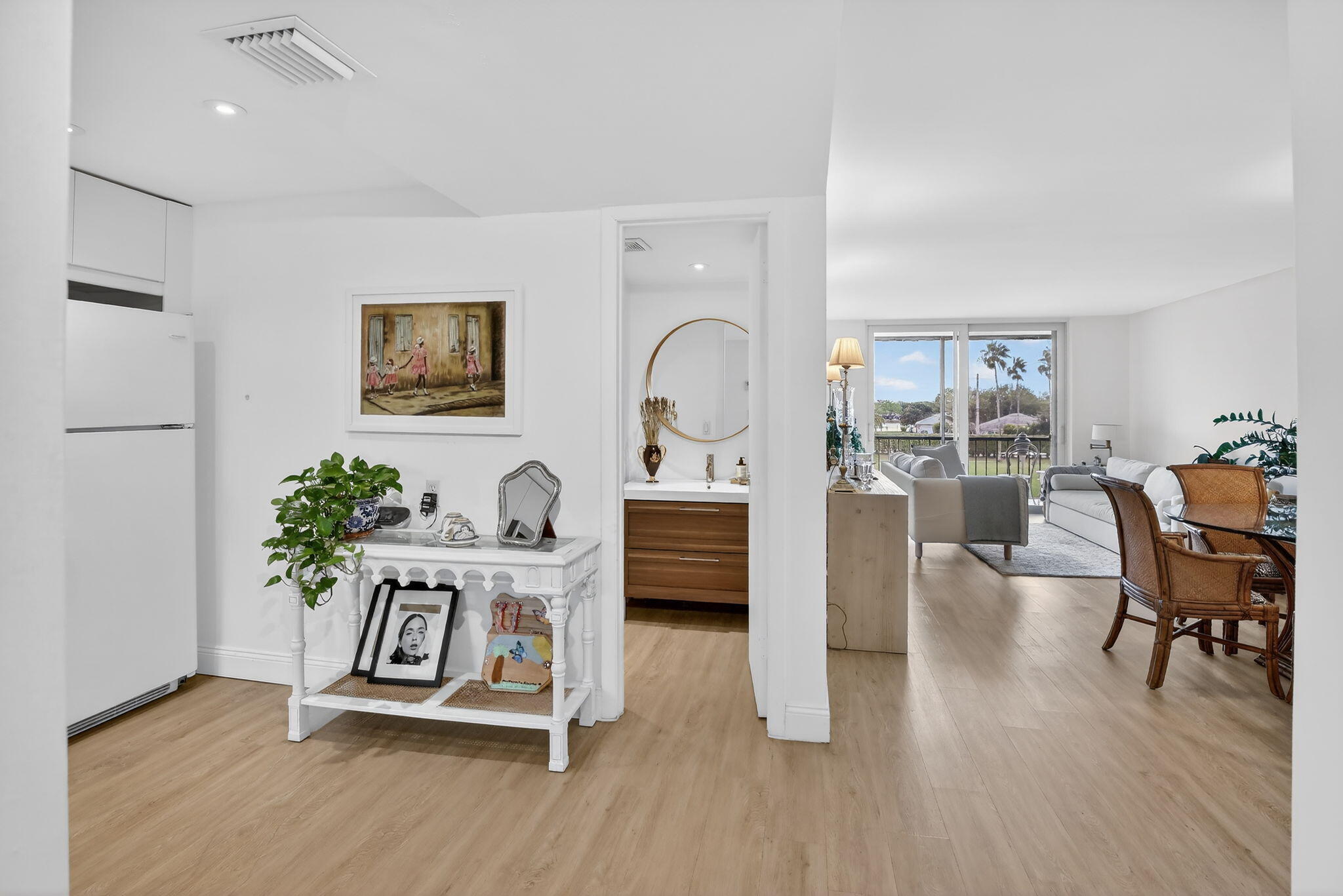 Foto de propiedad en 9820 S HOLLYBROOK LAKE Drive 306, Pembroke Pines, FL 33025 Pembroke Pines con MLS# 