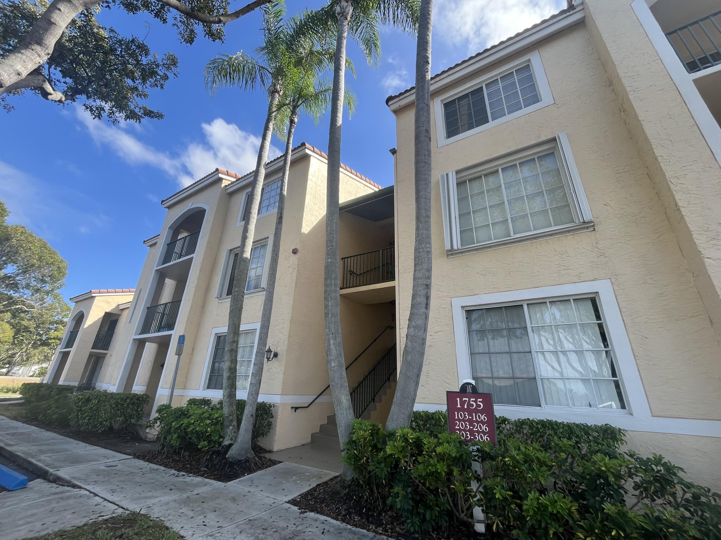 Foto de propiedad en 1755 VILLAGE Boulevard 206, West Palm Beach, FL 33409 West Palm Beach con MLS# 