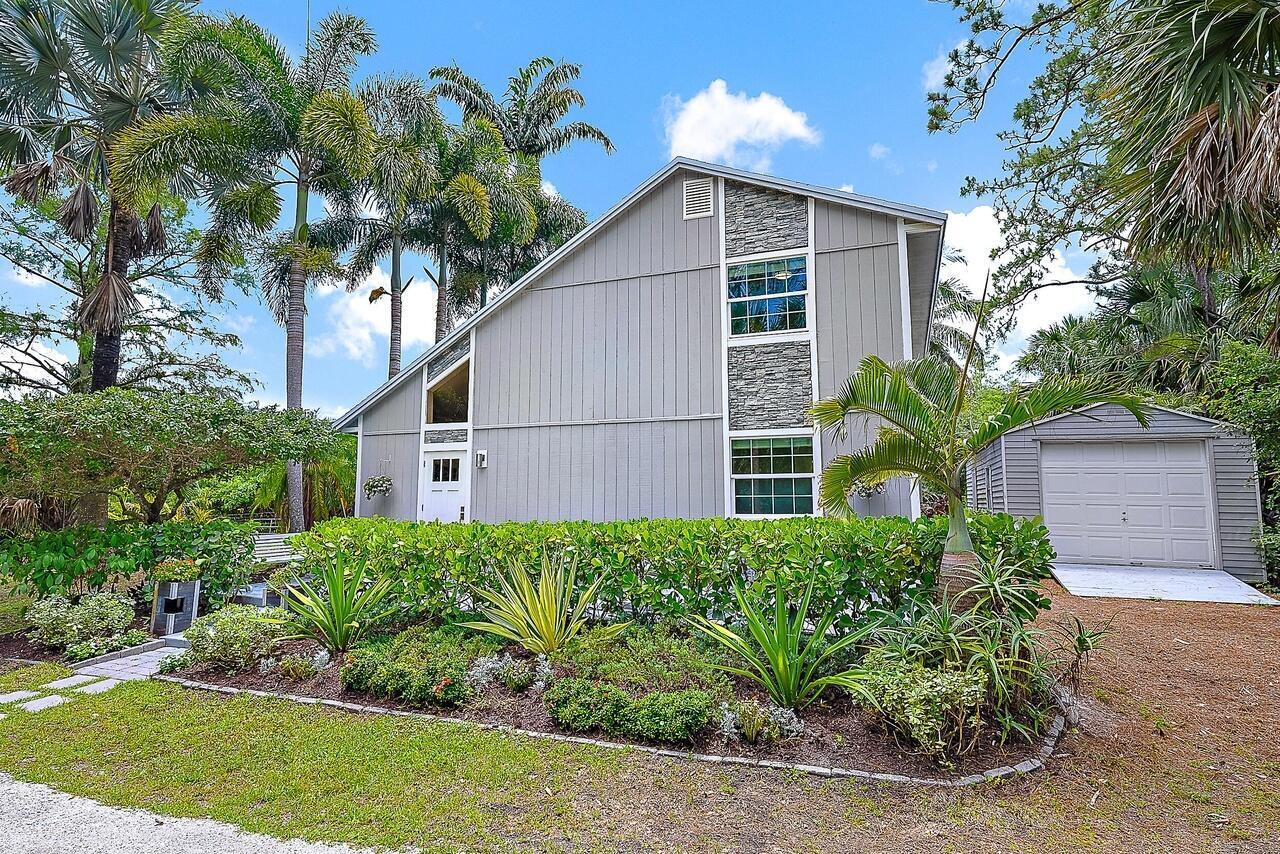 Foto de propiedad en 15629 95TH Avenue N, Jupiter Farms, FL 33478 Jupiter Farms con MLS# 