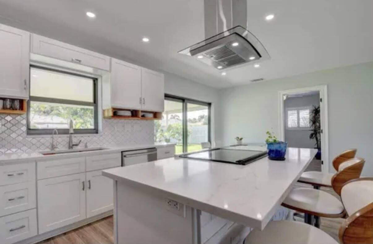 Foto de propiedad en 2056 PARK Place, Boca Raton, FL 33486 Boca Raton con MLS# 