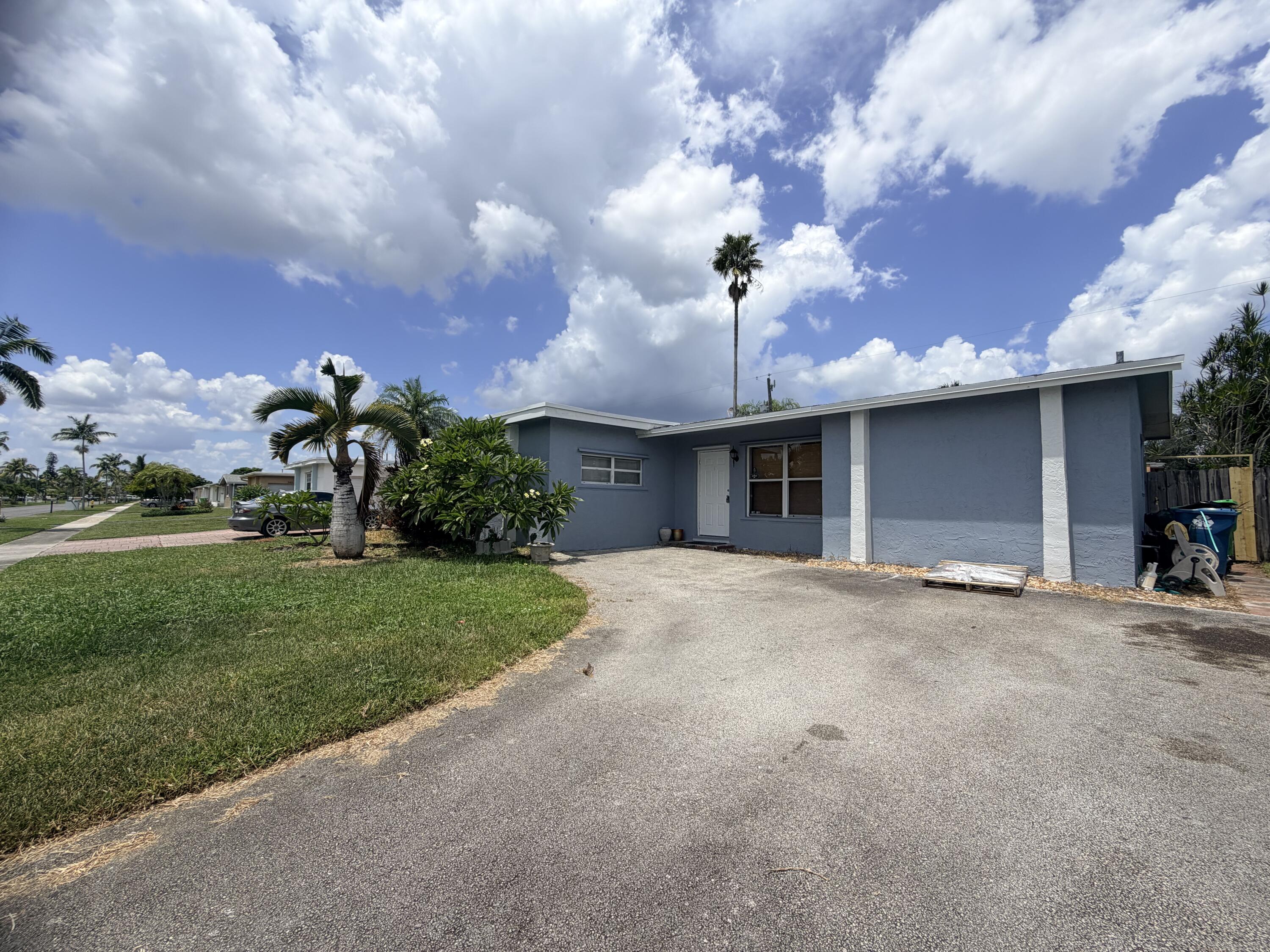 Foto de propiedad en 8381 NW 28TH Place, Sunrise, FL 33322 Sunrise con MLS# 