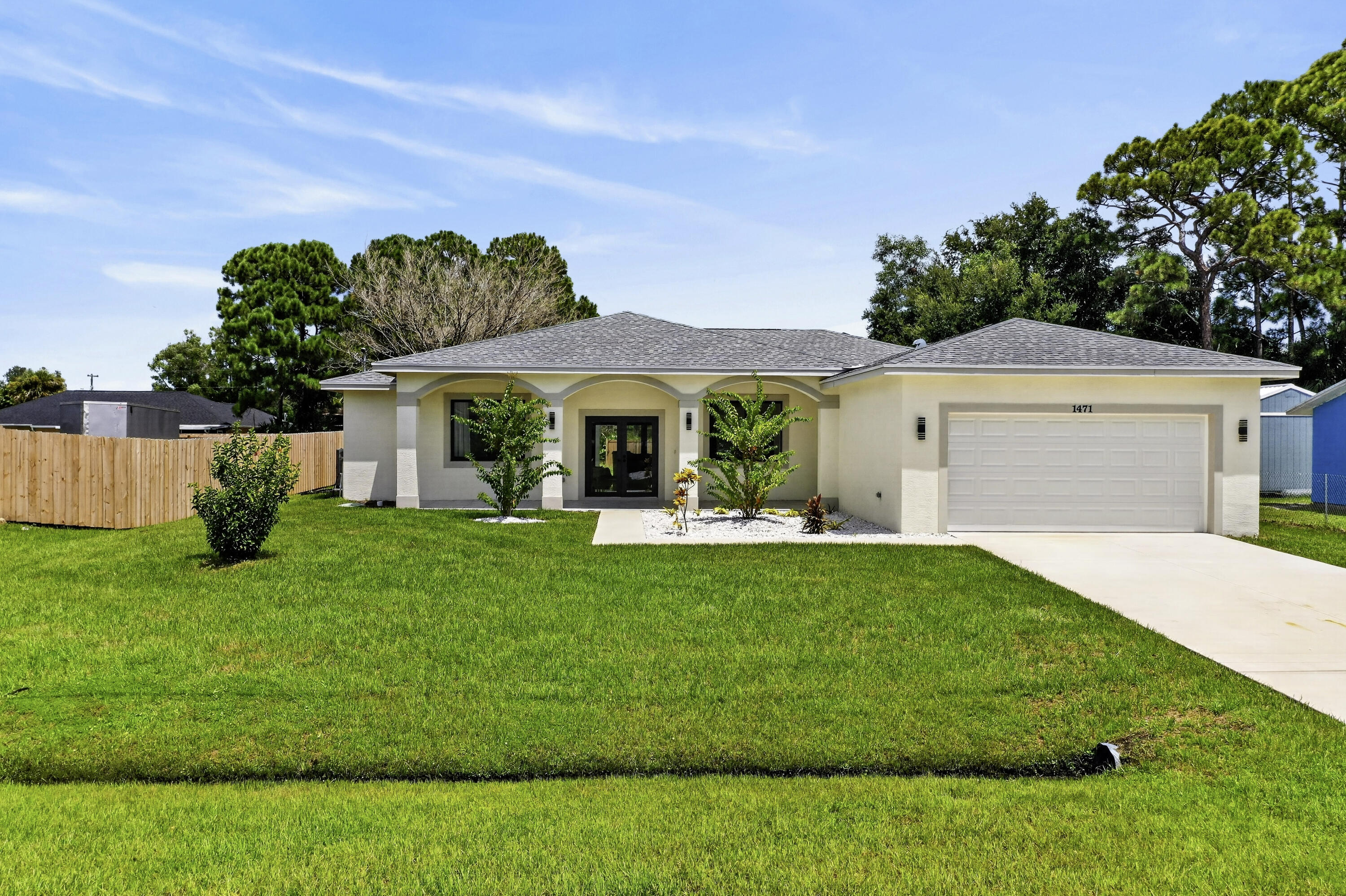 En Venta 1471 SE Proctor Lane, Port St. Lucie, FL 34983, Port St. Lucie, FL 34983