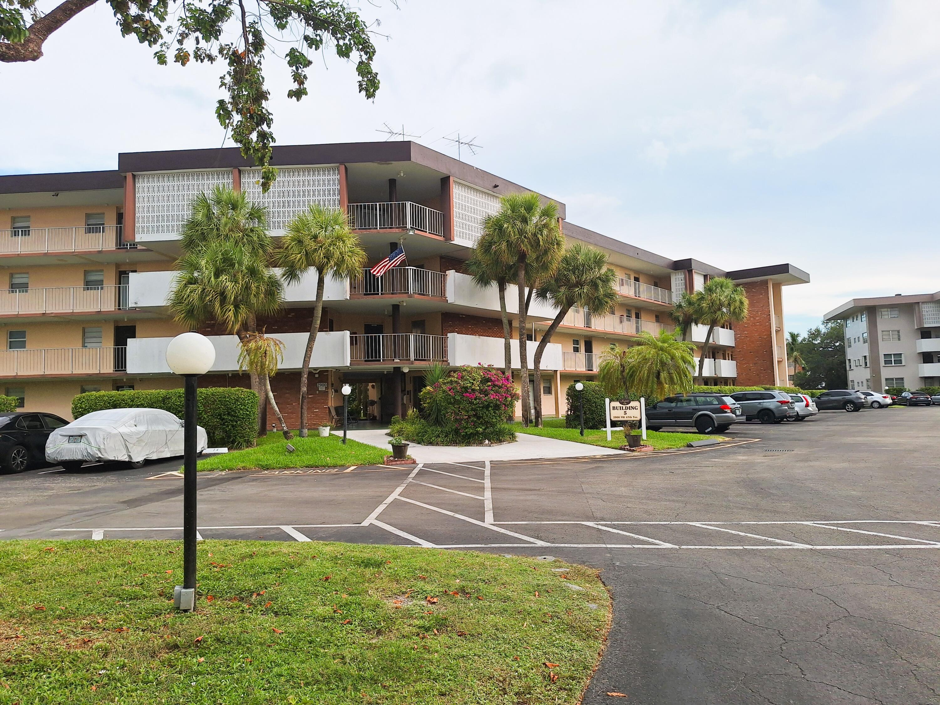 En Venta 2900 NW 47TH Terrace 303B, Lauderdale Lakes, FL 33313, Lauderdale Lakes, FL 33313