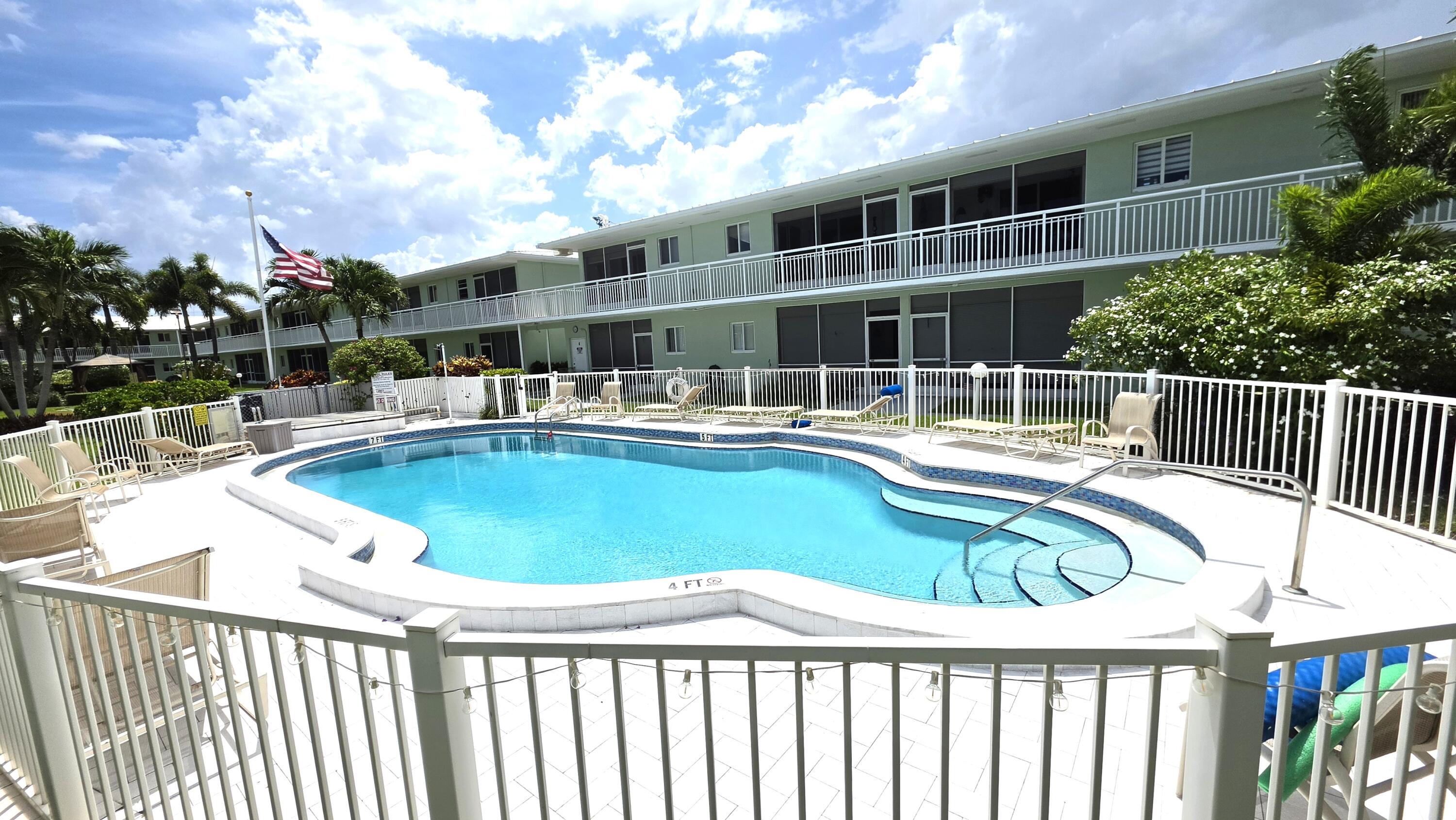 En Venta 2100 NE 38th Street 219, Lighthouse Point, FL 33064, Lighthouse Point, FL 33064