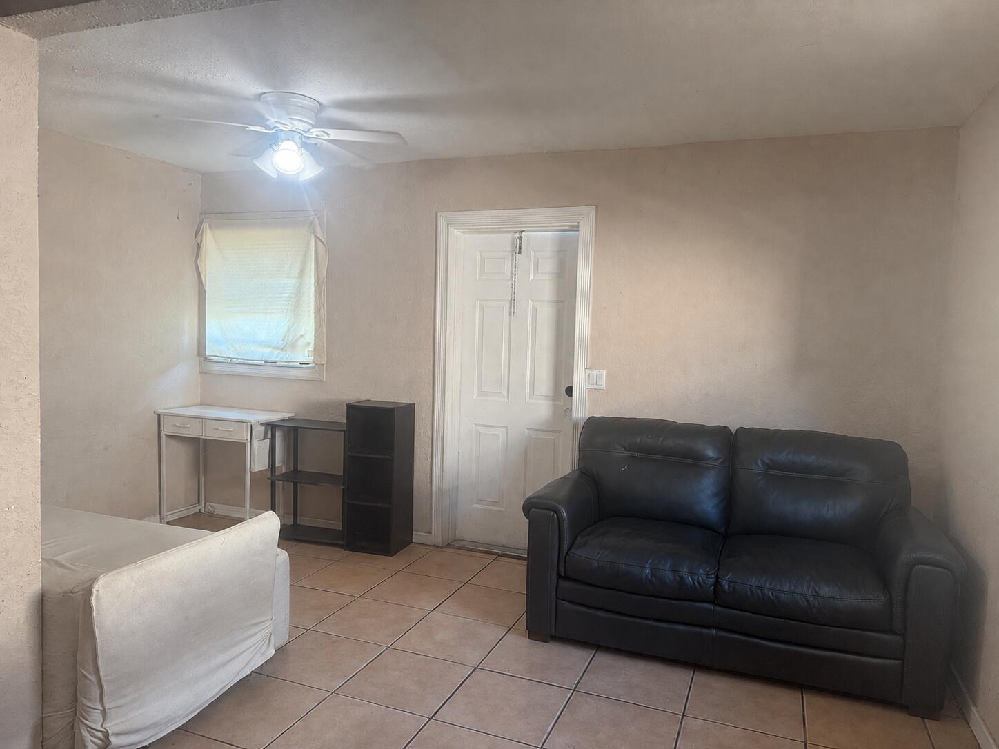 Foto de propiedad en 1807 Douglas Street S, Lake Worth Beach, FL 33460 Lake Worth Beach con MLS# 