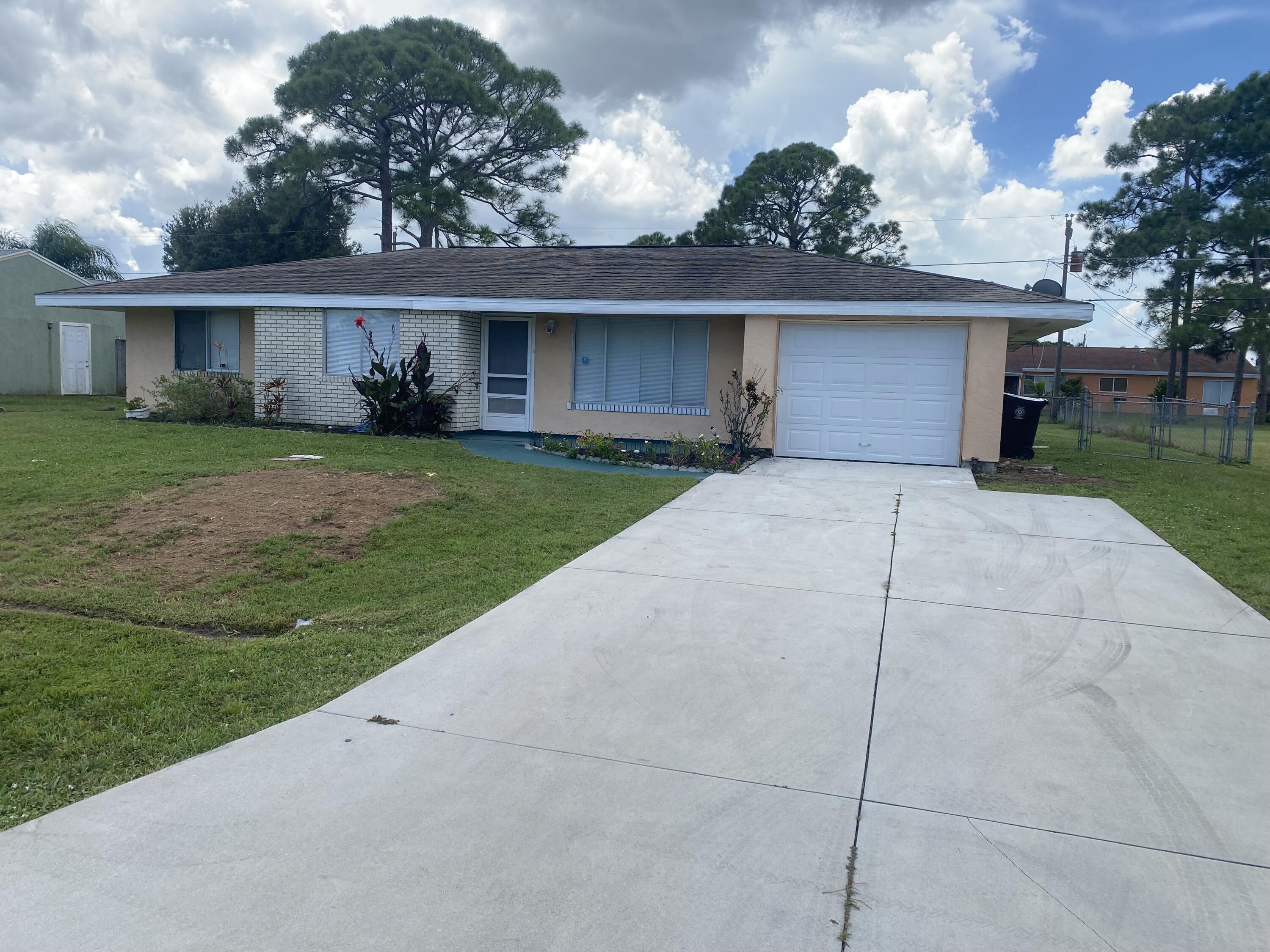 En Renta 2222 SE Holland Street, Port St. Lucie, FL 34952, Port St. Lucie, FL 34952