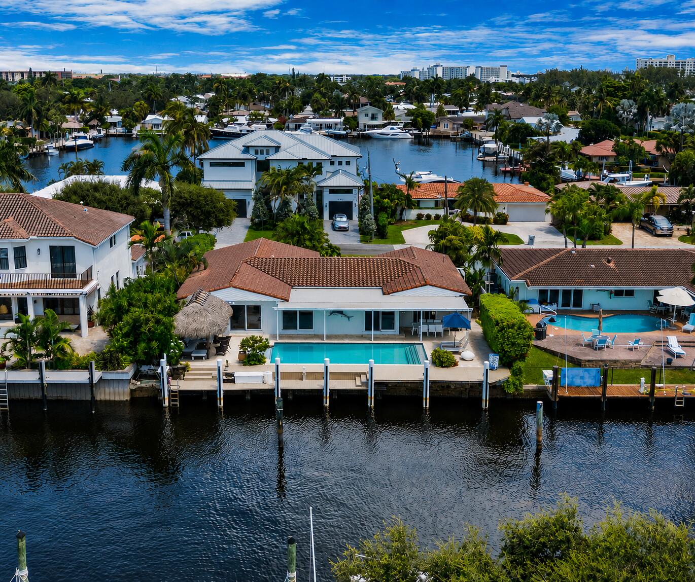 Foto de propiedad en 2750 NE 8TH Court, Pompano Beach, FL 33062 Pompano Beach con MLS# 