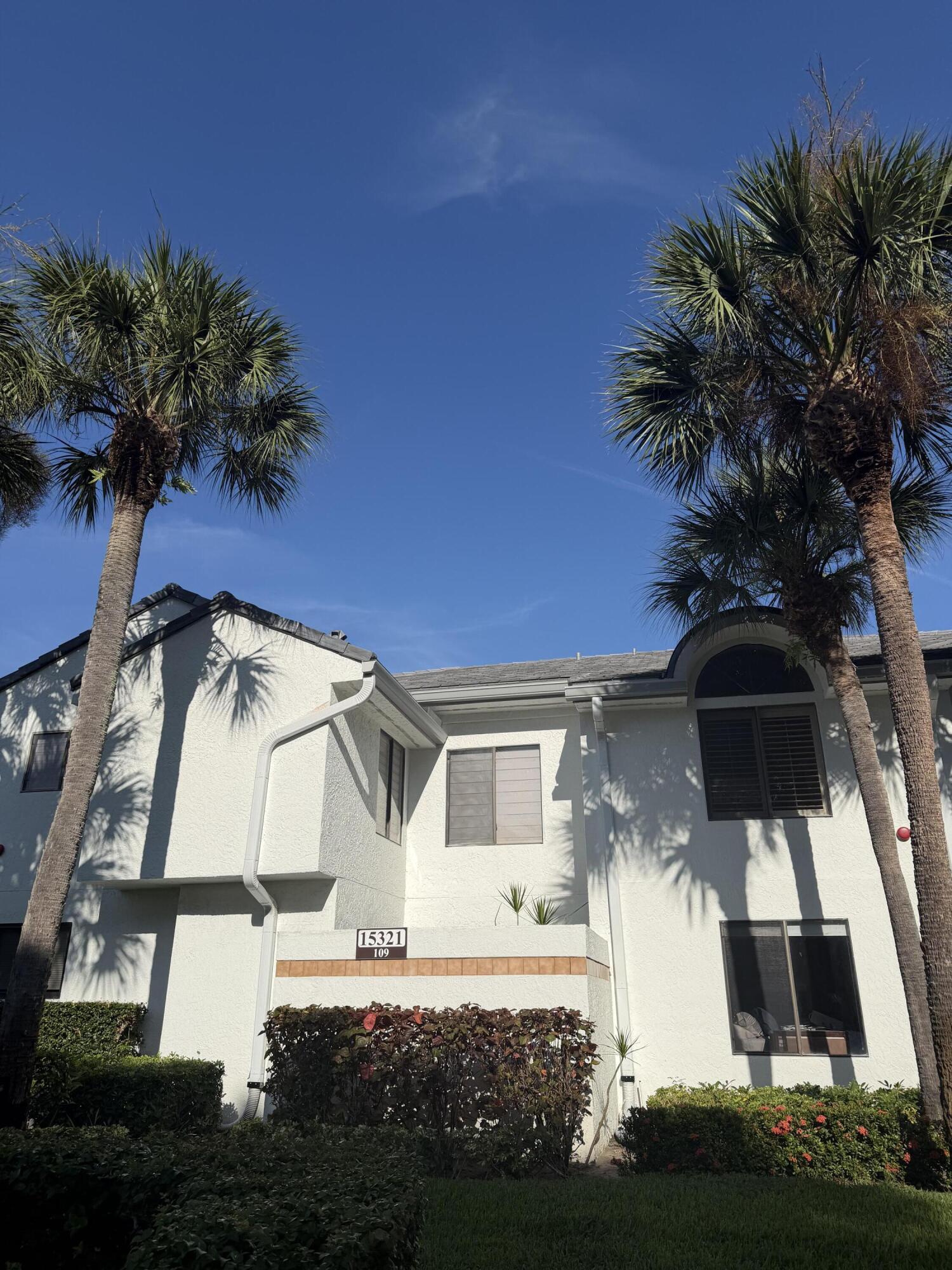 Foto de propiedad en 15321 STRATHEARN Drive 10902, Delray Beach, FL 33446 Delray Beach con MLS# 
