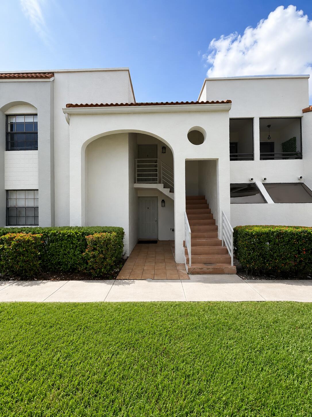 Foto de propiedad en 3545 MAGELLAN Circle 352-5, Aventura, FL 33180 Aventura con MLS# 