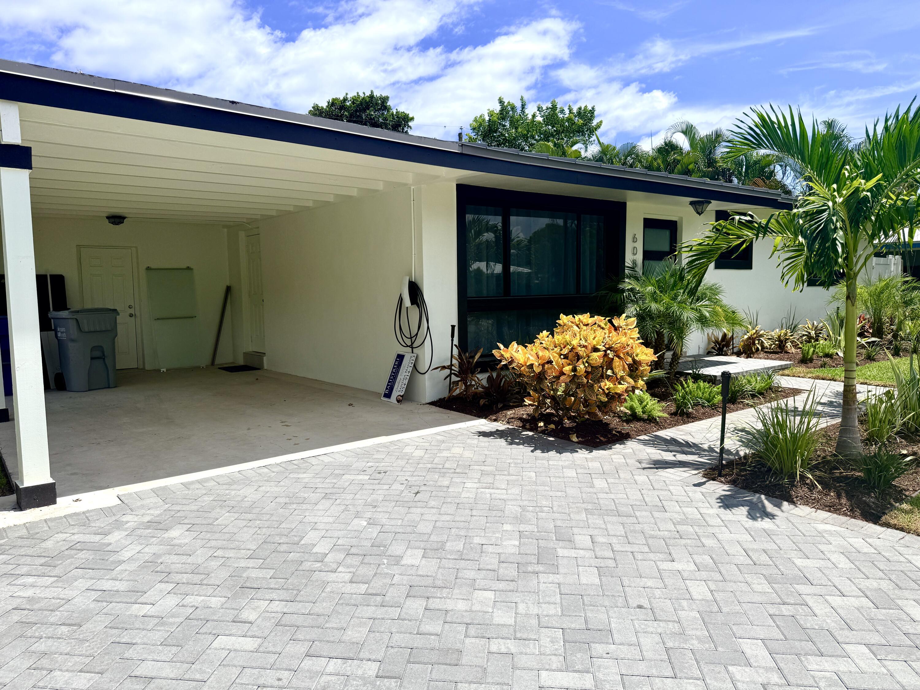 Foto de propiedad en 608 NE 24TH Avenue, Pompano Beach, FL 33062 Pompano Beach con MLS# 