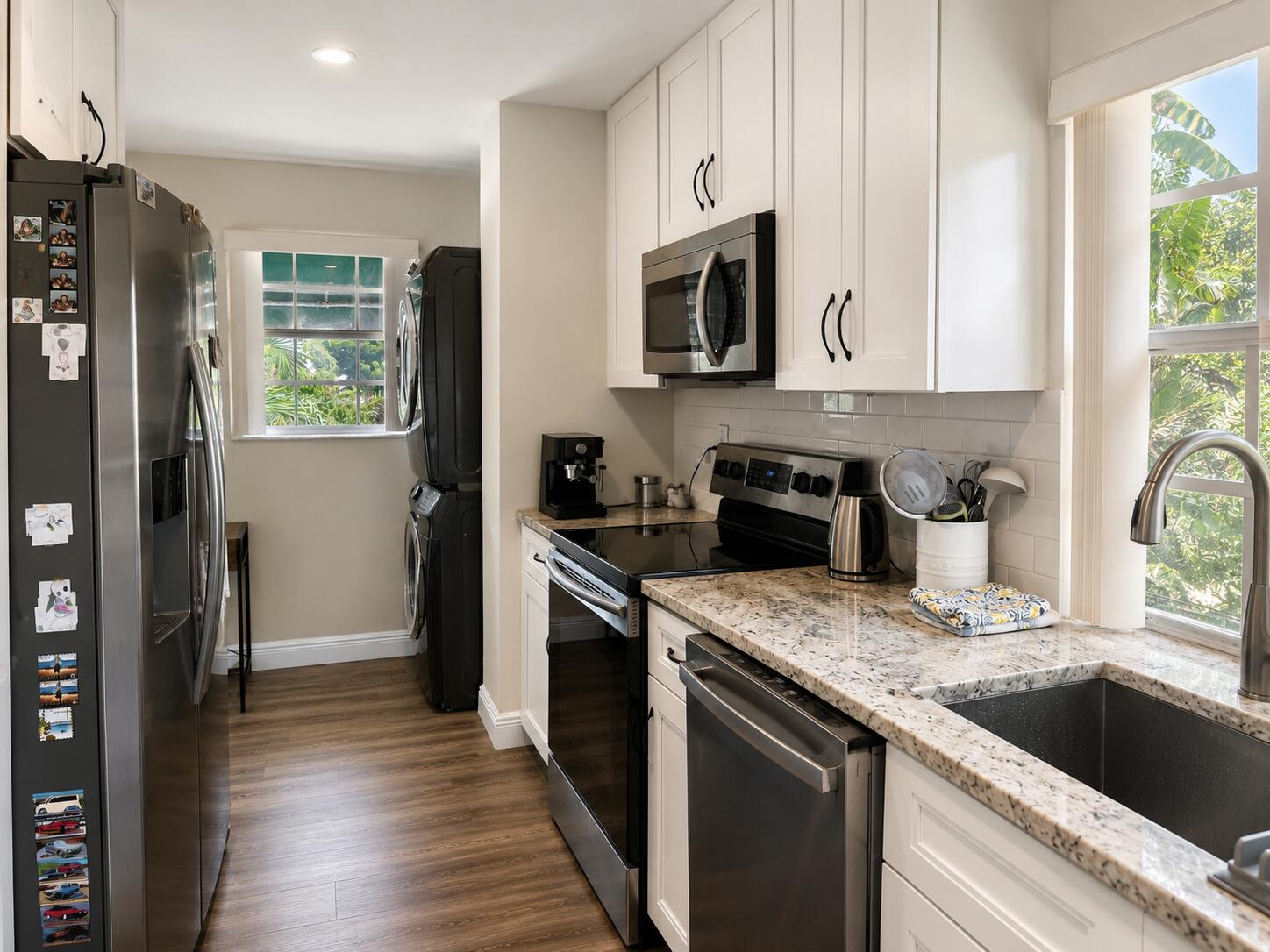 Foto de propiedad en 6560 VIA REGINA, Boca Raton, FL 33433 Boca Raton con MLS# 