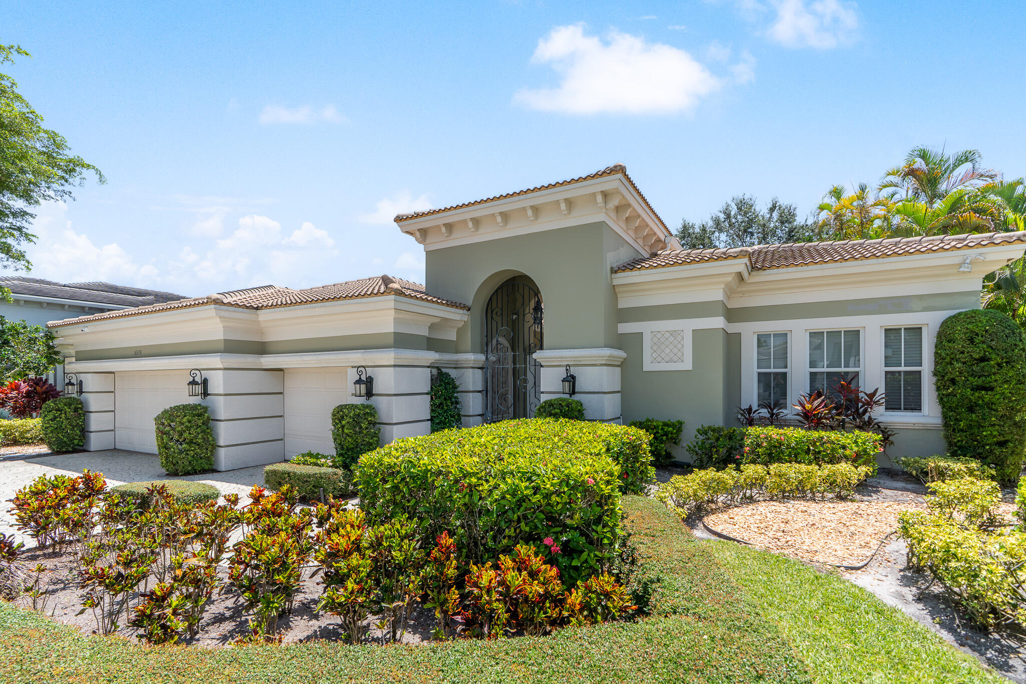 Foto de propiedad en 16378 Mirasol Way, Delray Beach, FL 33446 Delray Beach con MLS# 