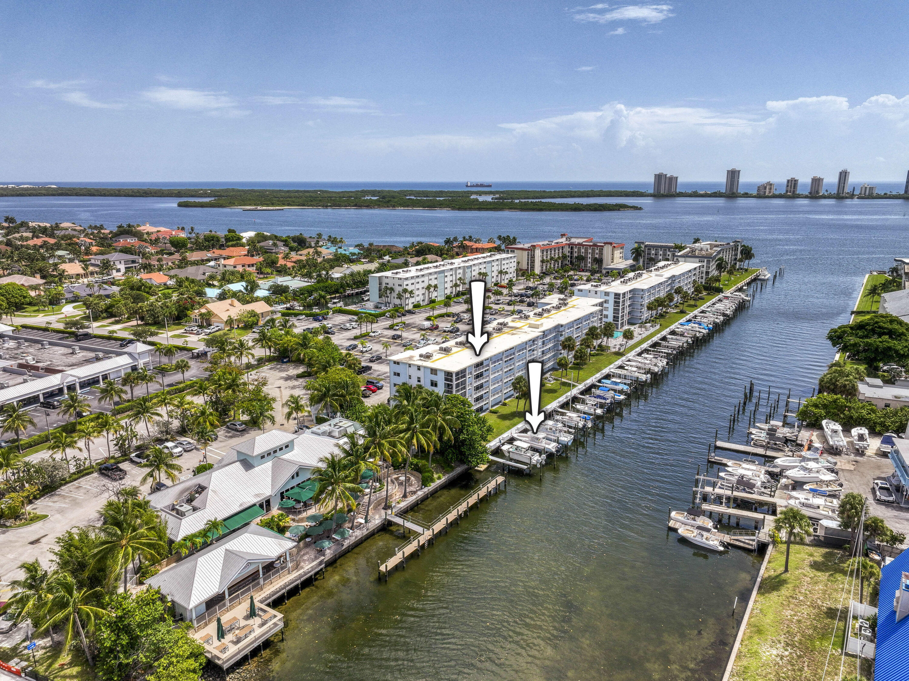En Venta 108 Paradise Harbour Boulevard 514 + Boat Slip 2, North Palm Beach, FL 33408, North Palm Beach, FL 33408