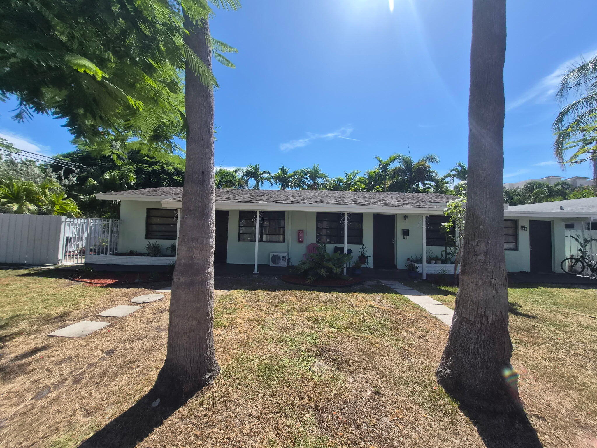 En Venta 1044 NE 10th Avenue, Fort Lauderdale, FL 33304, Fort Lauderdale, FL 33304