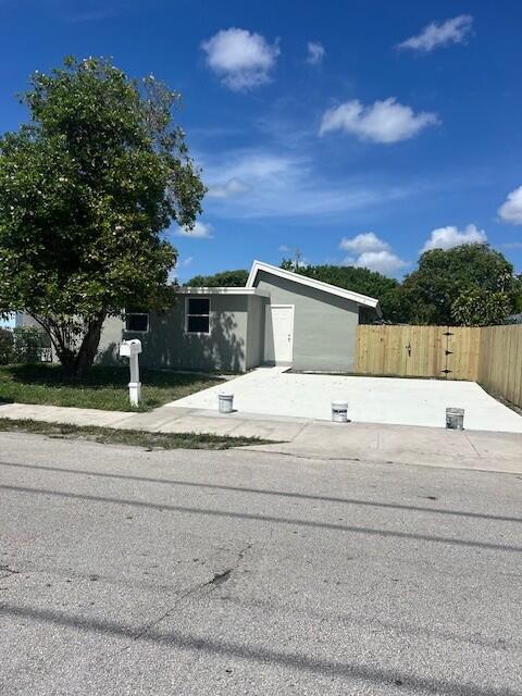 En Renta 310 NW 4th Avenue, Delray Beach, FL 33444, Delray Beach, FL 33444