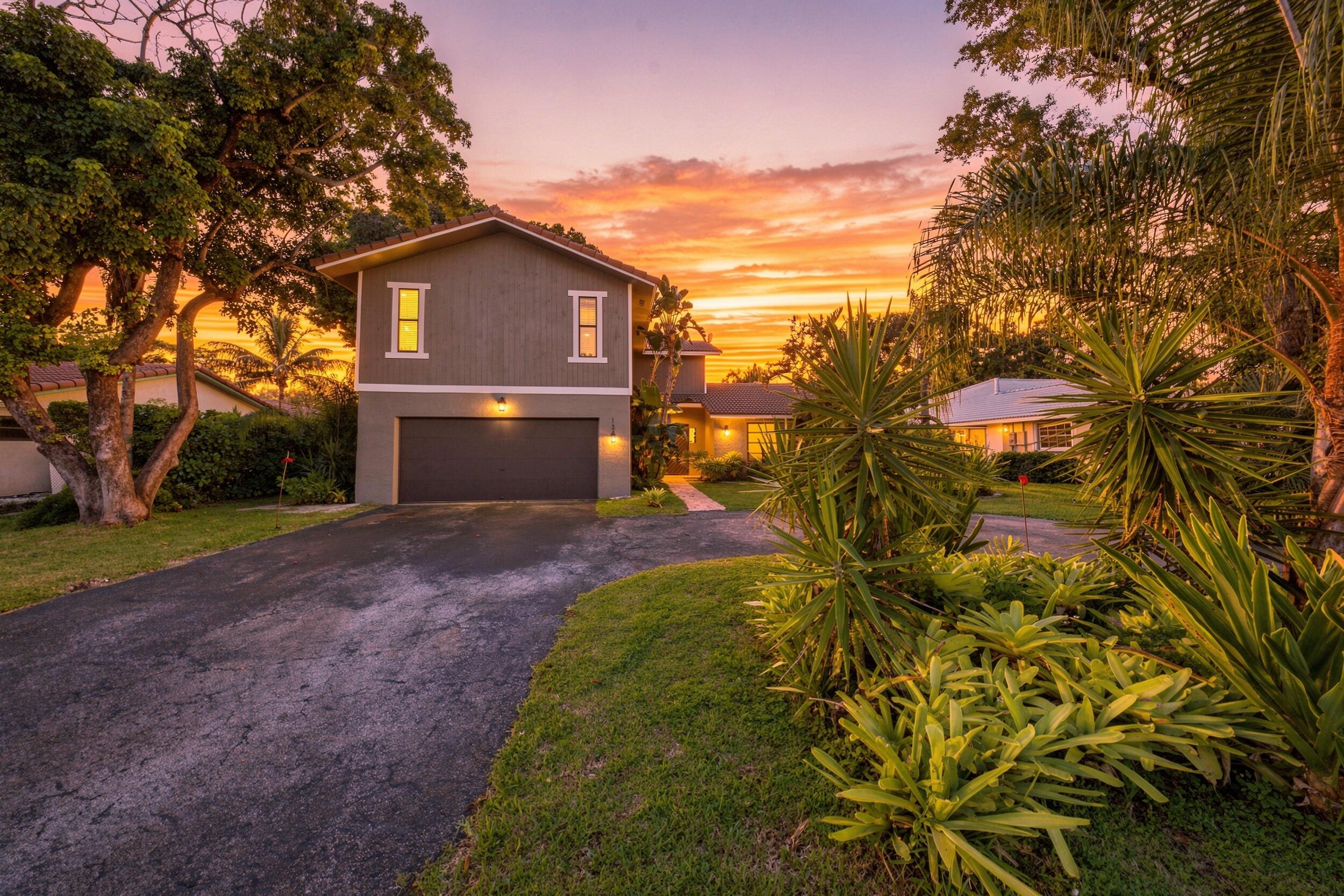 Foto de propiedad en 1348 NW 113TH Terrace, Coral Springs, FL 33071 Coral Springs con MLS# 