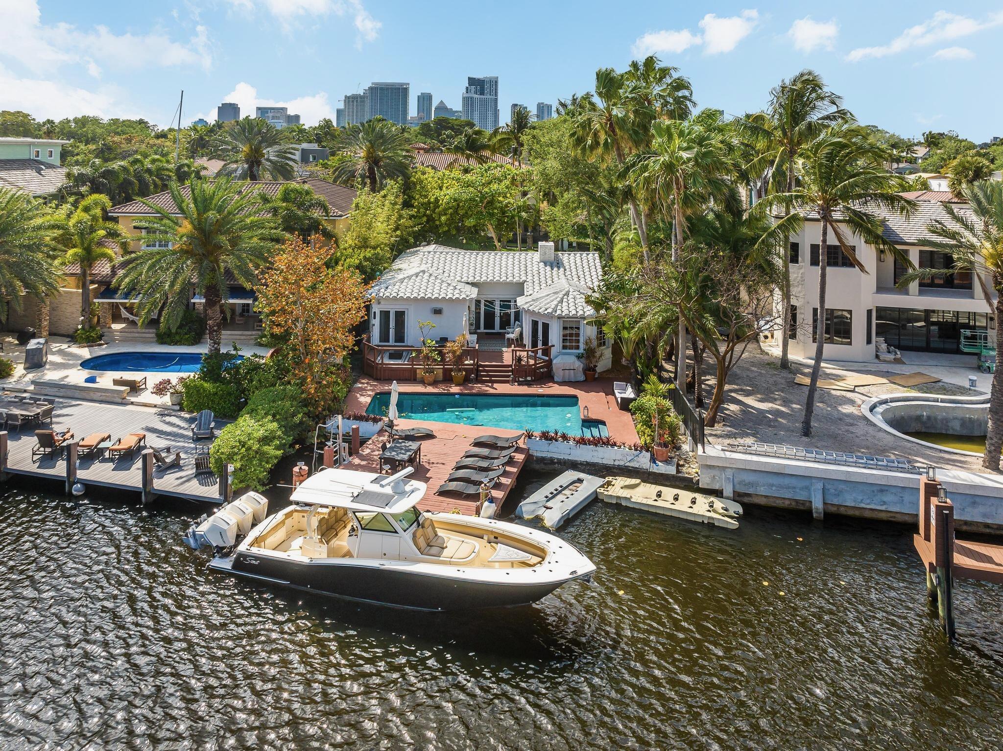 Foto de propiedad en 124 S GORDON Road, Fort Lauderdale, FL 33301 Fort Lauderdale con MLS# 