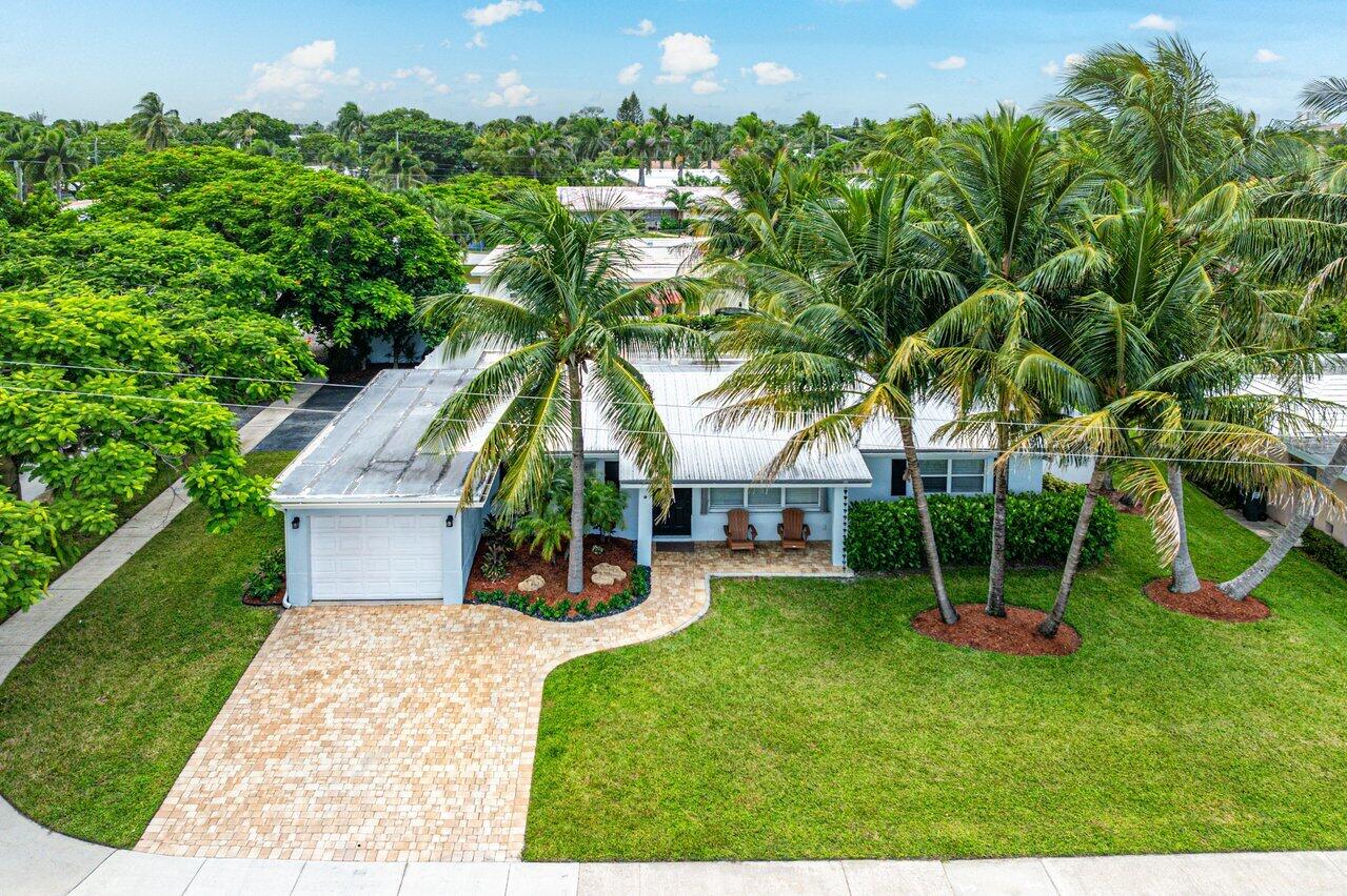Foto de propiedad en 401 NE 24th Street, Boca Raton, FL 33431 Boca Raton con MLS# 