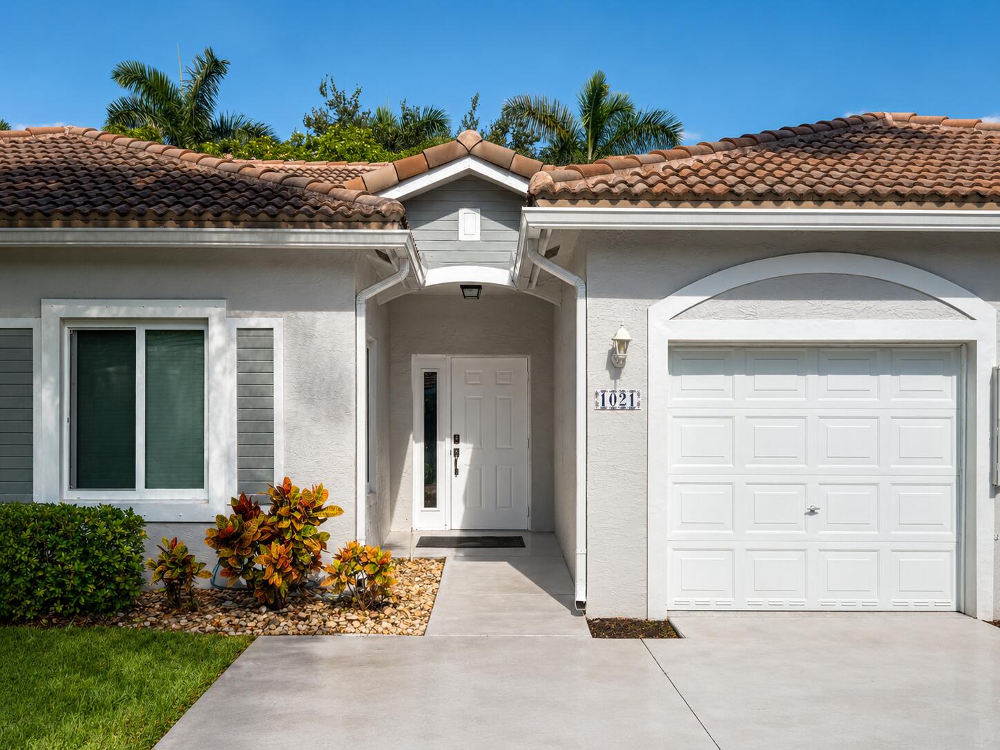 Foto de propiedad en 1021 SW 42nd Terrace, Deerfield Beach, FL 33442 Deerfield Beach con MLS# 